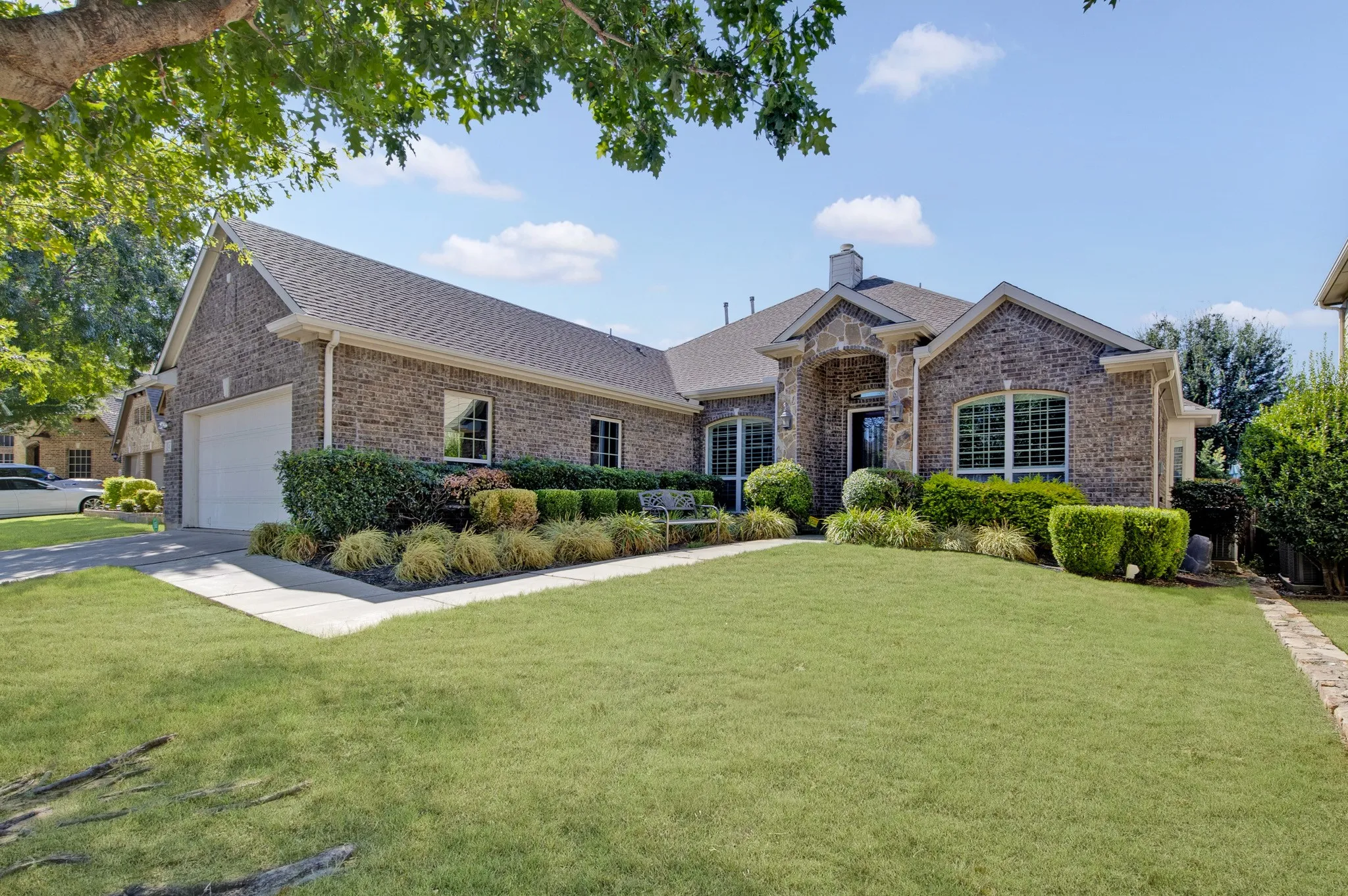 Single Family Residence For Sale in Denton County , 4112 Red Wolfe Road, Denton, Texas 76208, 4 Bedroom, 4 Bathroom, 2 Garage spaces, 2,831 Sqft, built in 2014, mls#21393215, Real Estate Agent in Denton, Homes For Sale in Denton county, Homes For Sale in Denton, Realtor in Denton Texas, Real Estate Brokerage Independent Realty Texas, Luminita Cordes Realtor