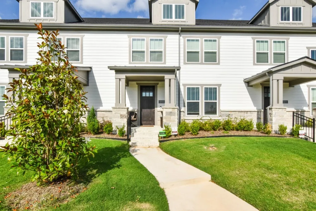 Single Family Residence For Rent