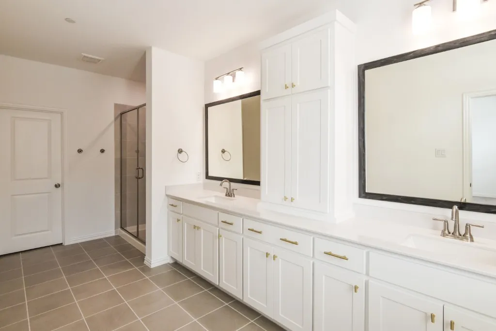 Single Family Residence For Rent in Collin County , 8905 Stablehand Mews, Frisco, Texas 75035, 3 Bedroom, 3 Bathroom, 2 Garage spaces, 2,283 Sqft, built in 2023, mls#21393246, Real Estate Agent in Frisco, Homes For Rent in Collin county, Homes For Rent in Frisco, Realtor in Frisco Texas, Real Estate Brokerage Independent Realty Texas, Luminita Cordes Realtor