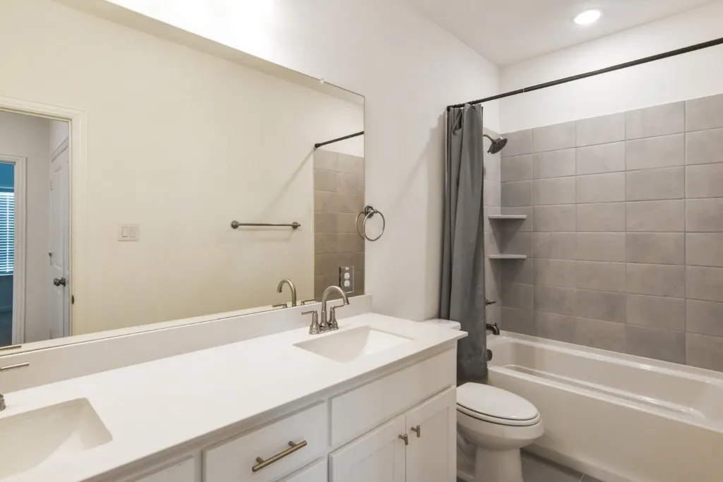 Single Family Residence For Rent in Collin County , 8905 Stablehand Mews, Frisco, Texas 75035, 3 Bedroom, 3 Bathroom, 2 Garage spaces, 2,283 Sqft, built in 2023, mls#21393246, Real Estate Agent in Frisco, Homes For Rent in Collin county, Homes For Rent in Frisco, Realtor in Frisco Texas, Real Estate Brokerage Independent Realty Texas, Luminita Cordes Realtor