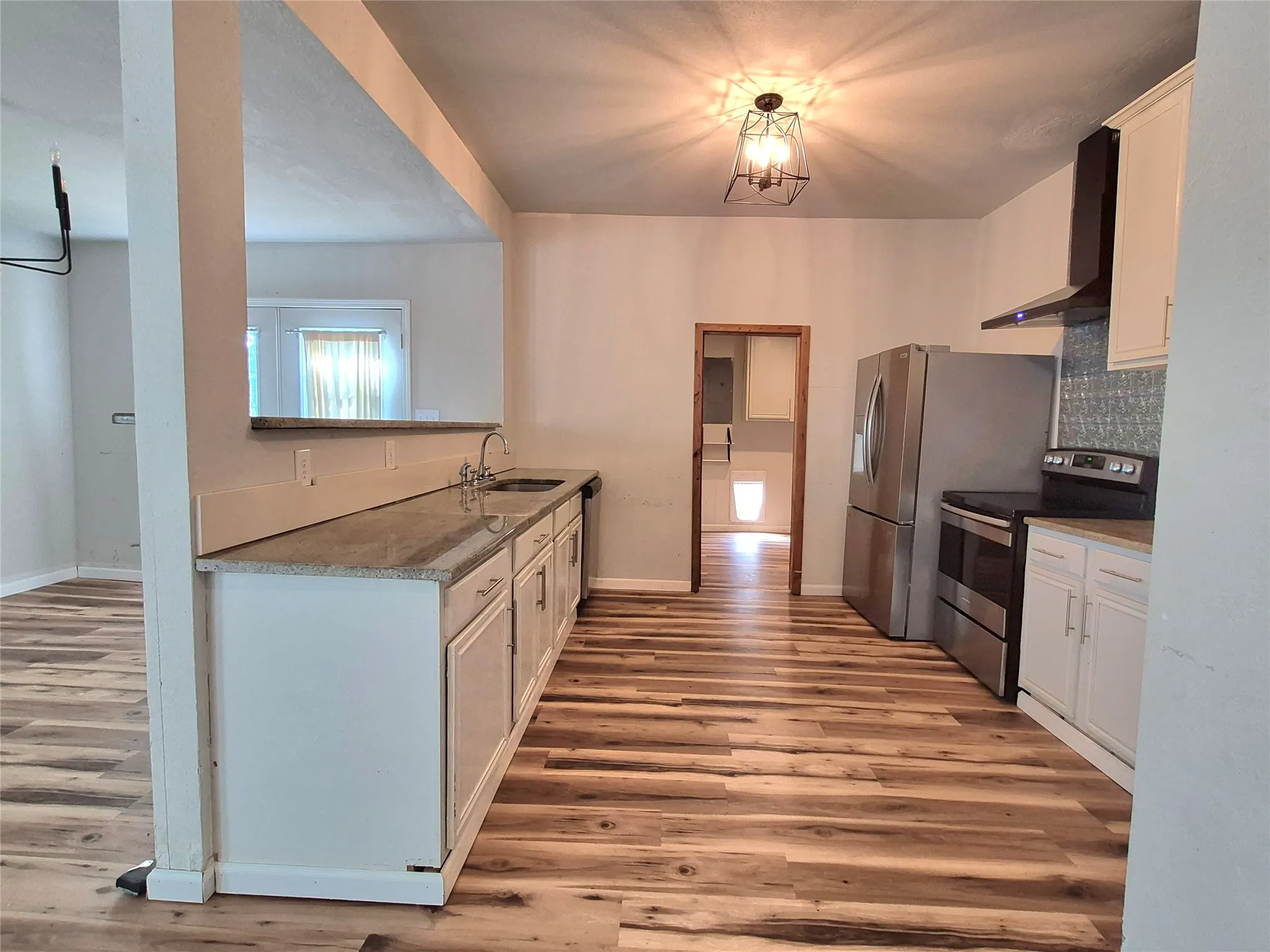 Single Family Residence For Sale in Palo Pinto County , 408 E Housley Street, Strawn, Texas 76475, 3 Bedroom, 1 Bathroom, Garage spaces, 1,760 Sqft, built in 1908, mls#21392415, Real Estate Agent in Strawn, Homes For Sale in Palo Pinto county, Homes For Sale in Strawn, Realtor in Strawn Texas, Real Estate Brokerage Independent Realty Texas, Luminita Cordes Realtor