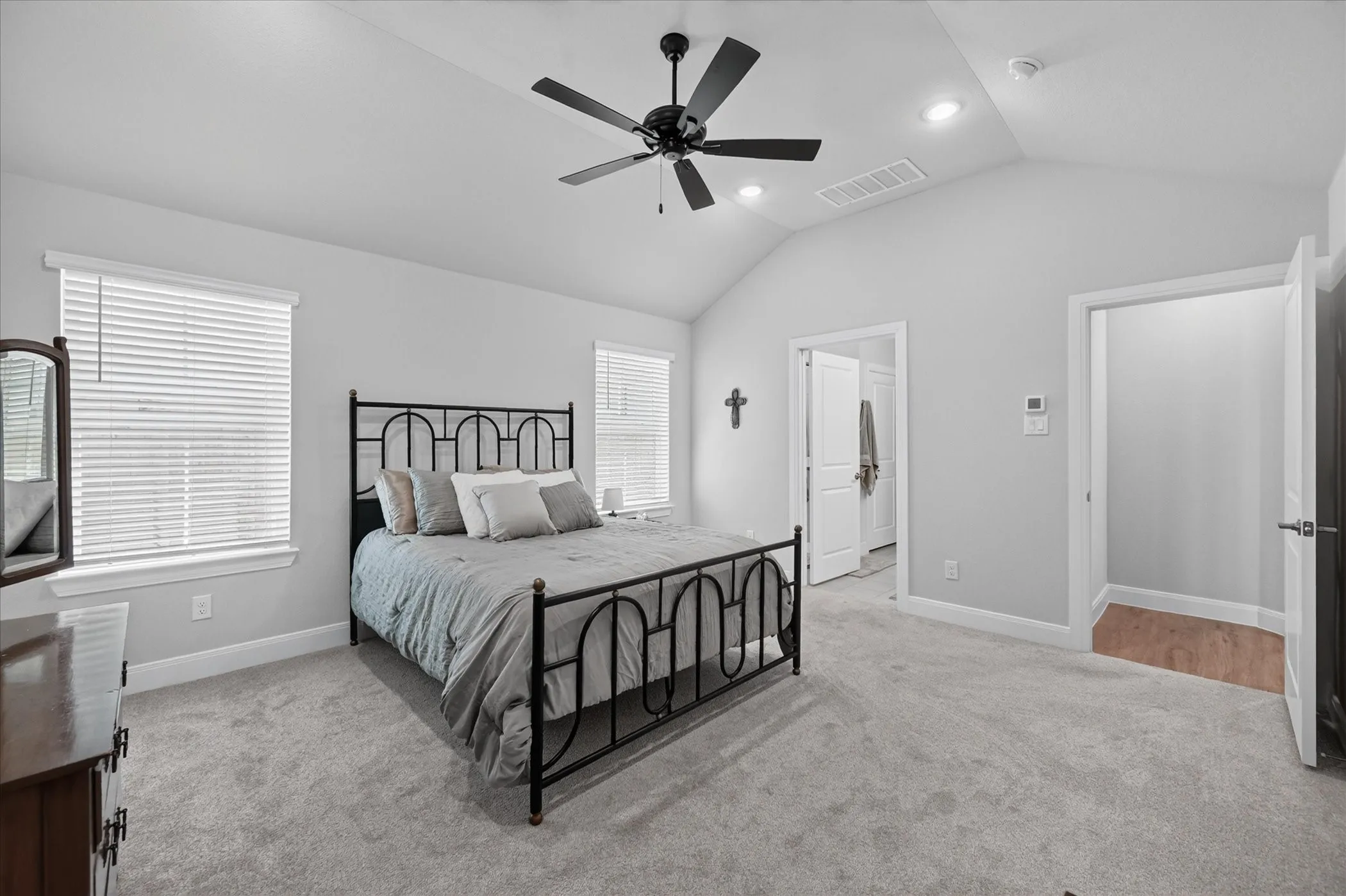 Single Family Residence For Sale in Ellis County , 1112 Abigail Way, Midlothian, Texas 76065, 3 Bedroom, 2 Bathroom, 2 Garage spaces, 1,776 Sqft, built in 2025, mls#21389847, Real Estate Agent in Midlothian, Homes For Sale in Ellis county, Homes For Sale in Midlothian, Realtor in Midlothian Texas, Real Estate Brokerage Independent Realty Texas, Luminita Cordes Realtor