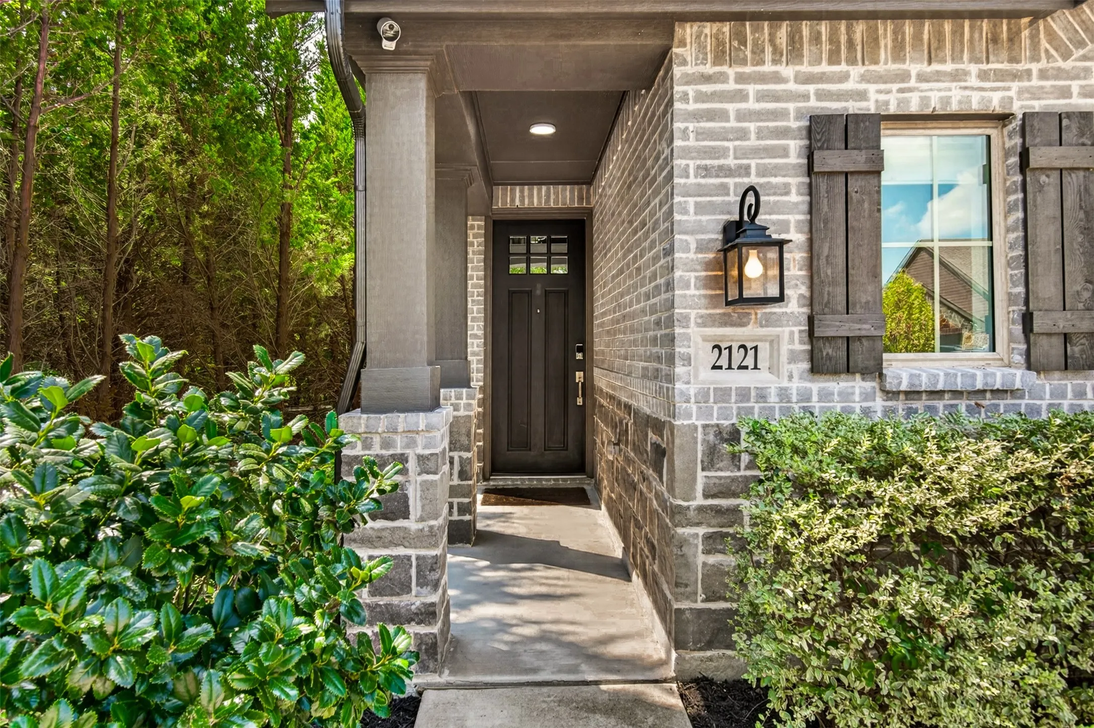 Single Family Residence For Sale in Kaufman County , 2121 Hobby Drive, Forney, Texas 75126, 3 Bedroom, 3 Bathroom, 2 Garage spaces, 2,282 Sqft, built in 2021, mls#21389457, Real Estate Agent in Forney, Homes For Sale in Kaufman county, Homes For Sale in Forney, Realtor in Forney Texas, Real Estate Brokerage Independent Realty Texas, Luminita Cordes Realtor