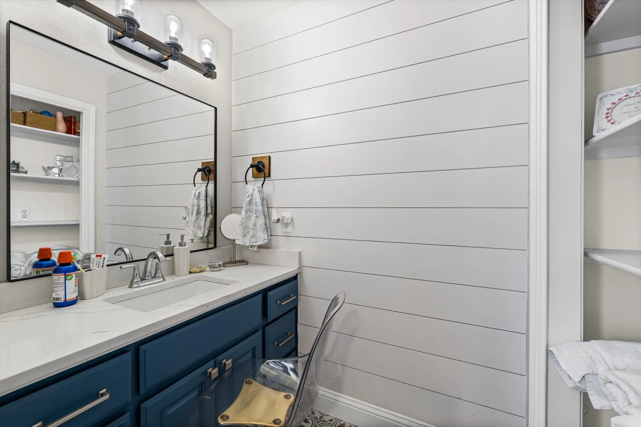 Duplex For Sale in Mc Lennan County , 1301 Wood Avenue A & B, Waco, Texas 76706, 2 Bedroom, 2 Bathroom, Garage spaces, 0 Sqft, built in 2000, mls#21393402, Real Estate Agent in Waco, Homes For Sale in Mc Lennan county, Homes For Sale in Waco, Realtor in Waco Texas, Real Estate Brokerage Independent Realty Texas, Luminita Cordes Realtor