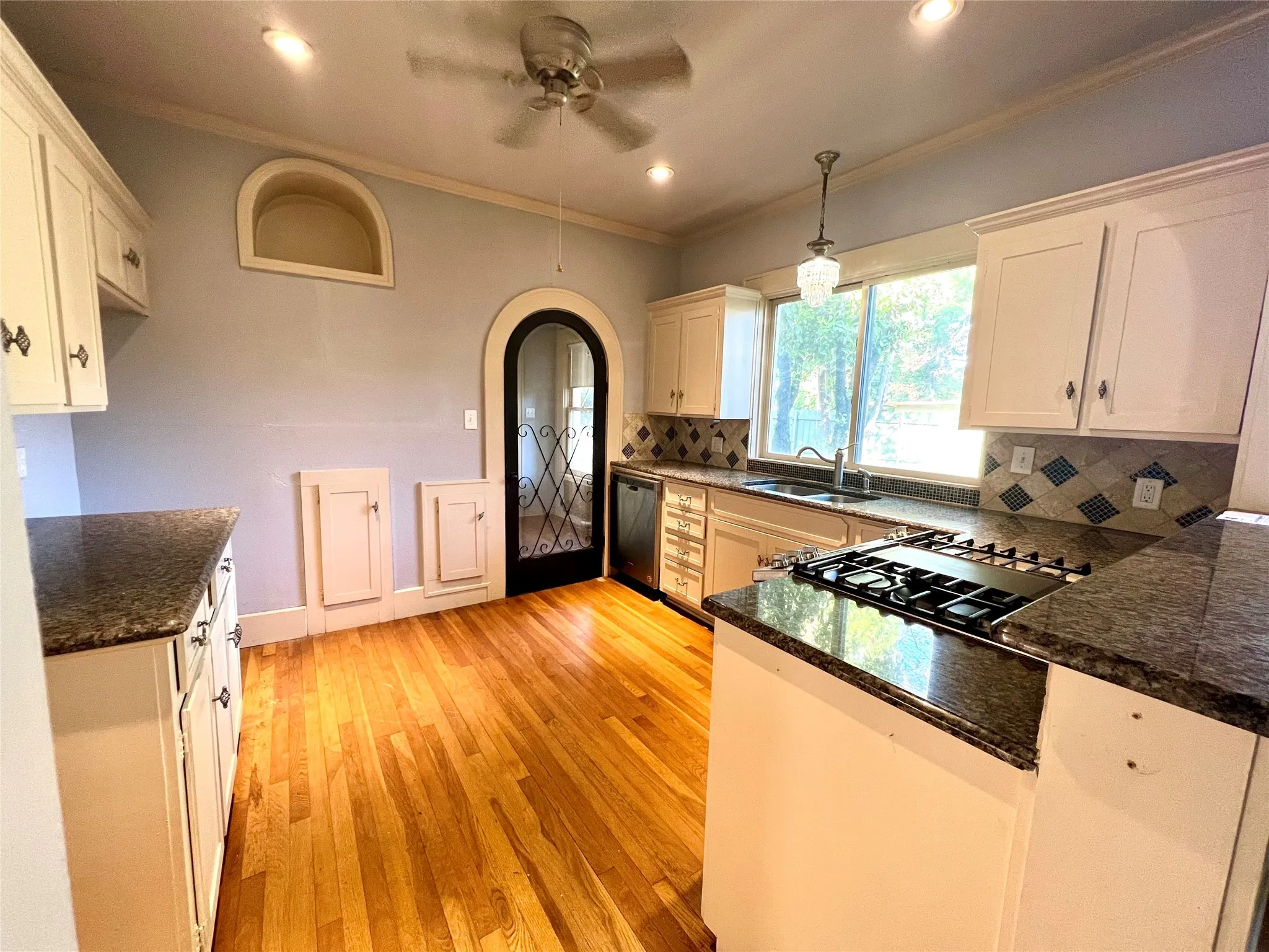 Single Family Residence For Sale in Brown County , 2003 Elizabeth Drive, Brownwood, Texas 76801, 3 Bedroom, 3 Bathroom, Garage spaces, 2,392 Sqft, built in 0, mls#21392801, Real Estate Agent in Brownwood, Homes For Sale in Brown county, Homes For Sale in Brownwood, Realtor in Brownwood Texas, Real Estate Brokerage Independent Realty Texas, Luminita Cordes Realtor
