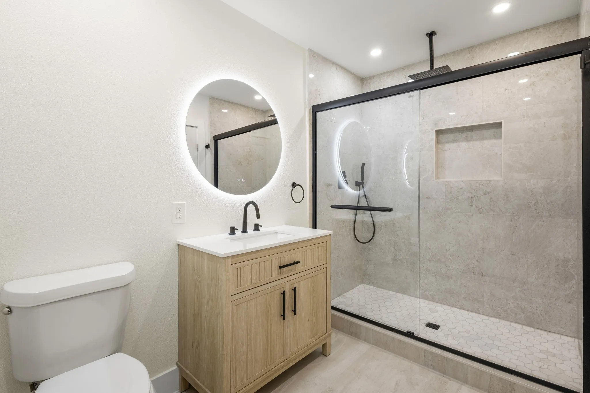 Single Family Residence For Rent in Tarrant County , 621 TRUMAN Street, Arlington, Texas 76011, 3 Bedroom, 2 Bathroom, Garage spaces, 1,780 Sqft, built in 1958, mls#21393391, Real Estate Agent in Arlington, Homes For Rent in Tarrant county, Homes For Rent in Arlington, Realtor in Arlington Texas, Real Estate Brokerage Independent Realty Texas, Luminita Cordes Realtor
