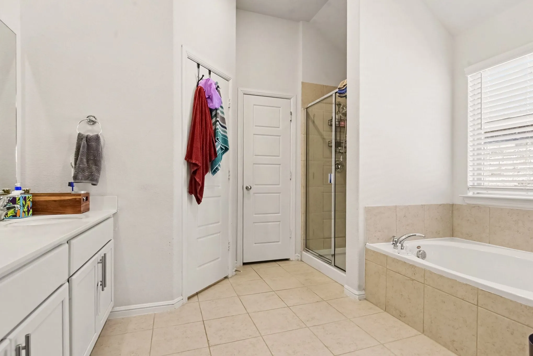 Single Family Residence For Sale in Hunt County , 1817 Elderberry Street, Royse City, Texas 75189, 4 Bedroom, 3 Bathroom, 2 Garage spaces, 1,992 Sqft, built in 2021, mls#21390700, Real Estate Agent in Royse City, Homes For Sale in Hunt county, Homes For Sale in Royse City, Realtor in Royse City Texas, Real Estate Brokerage Independent Realty Texas, Luminita Cordes Realtor