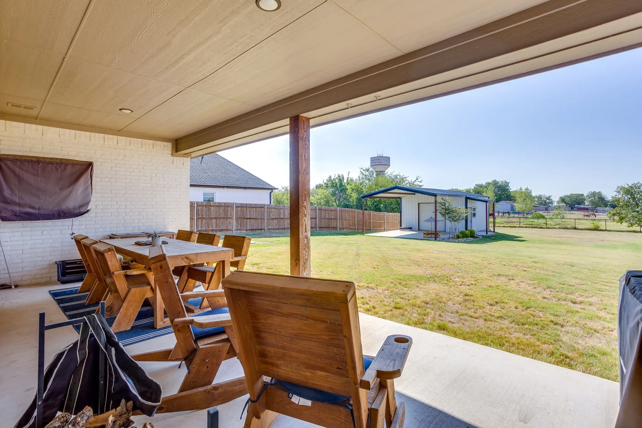 Single Family Residence For Sale in Johnson County , 103 Tall Pine Drive, Godley, Texas 76044, 4 Bedroom, 2 Bathroom, 2 Garage spaces, 2,424 Sqft, built in 2021, mls#21391362, Real Estate Agent in Godley, Homes For Sale in Johnson county, Homes For Sale in Godley, Realtor in Godley Texas, Real Estate Brokerage Independent Realty Texas, Luminita Cordes Realtor