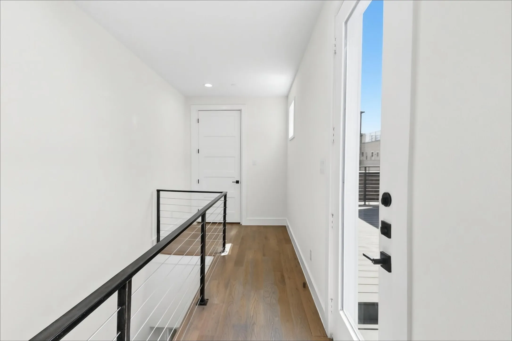 Townhouse For Rent in Tarrant County , 408 Rayner Avenue, Fort Worth, Texas 76111, 3 Bedroom, 4 Bathroom, 2 Garage spaces, 1,980 Sqft, built in 2021, mls#21393435, Real Estate Agent in Fort Worth, Homes For Rent in Tarrant county, Homes For Rent in Fort Worth, Realtor in Fort Worth Texas, Real Estate Brokerage Independent Realty Texas, Luminita Cordes Realtor