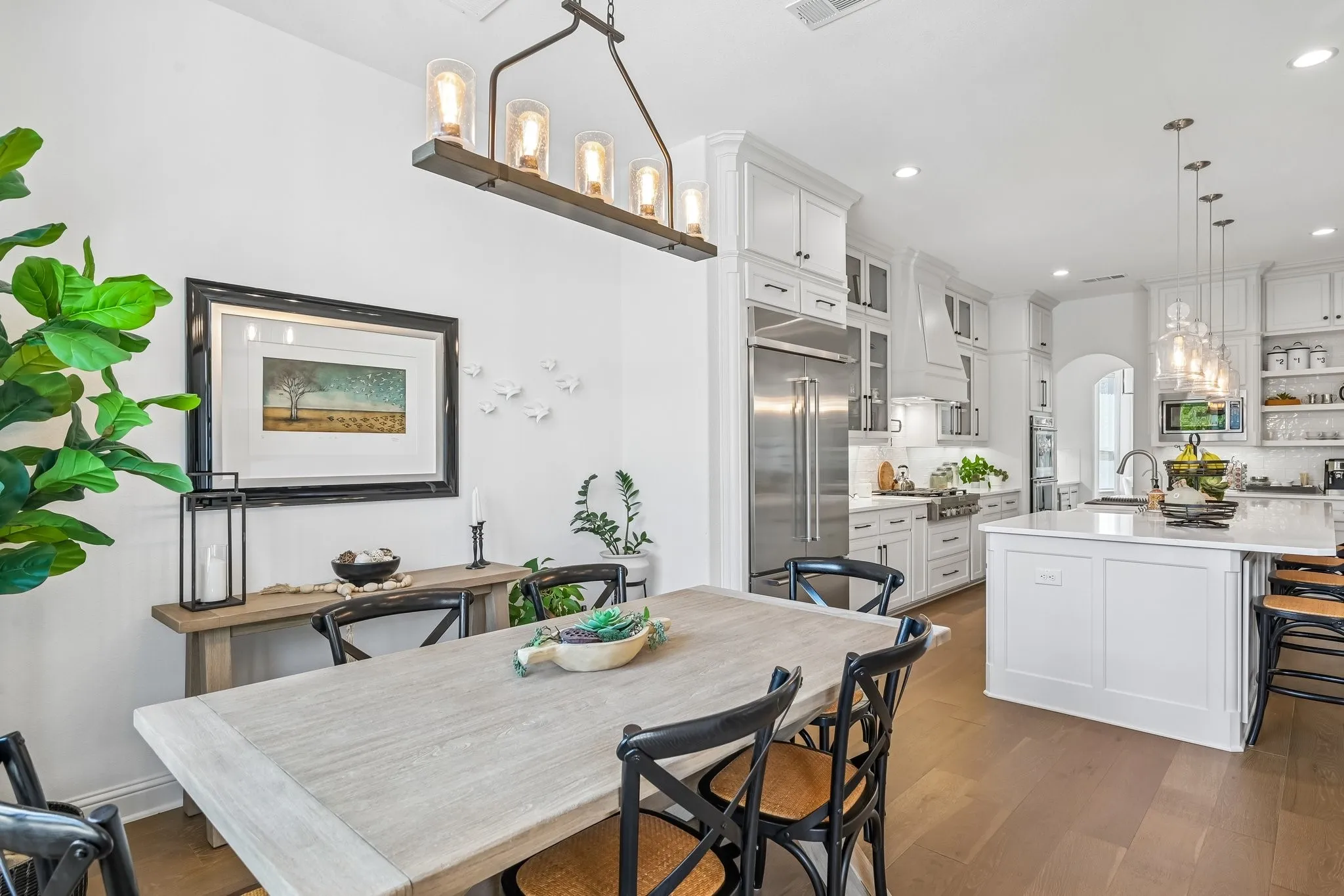 Single Family Residence For Sale in Denton County , 7142 Whiskbroom Drive, Frisco, Texas 75036, 4 Bedroom, 5 Bathroom, 3 Garage spaces, 4,690 Sqft, built in 2020, mls#21393325, Real Estate Agent in Frisco, Homes For Sale in Denton county, Homes For Sale in Frisco, Realtor in Frisco Texas, Real Estate Brokerage Independent Realty Texas, Luminita Cordes Realtor