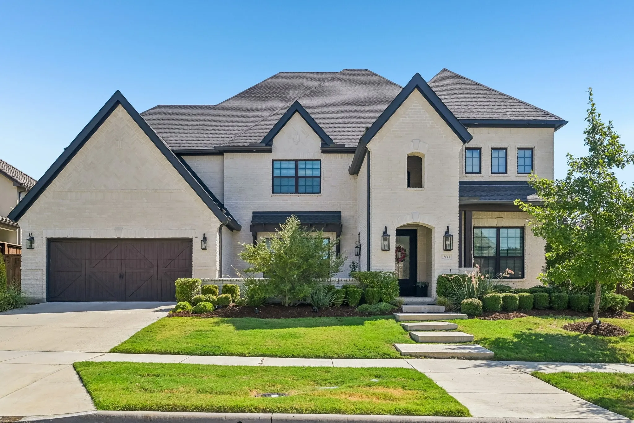 Single Family Residence For Sale in Denton County , 7142 Whiskbroom Drive, Frisco, Texas 75036, 4 Bedroom, 5 Bathroom, 3 Garage spaces, 4,690 Sqft, built in 2020, mls#21393325, Real Estate Agent in Frisco, Homes For Sale in Denton county, Homes For Sale in Frisco, Realtor in Frisco Texas, Real Estate Brokerage Independent Realty Texas, Luminita Cordes Realtor