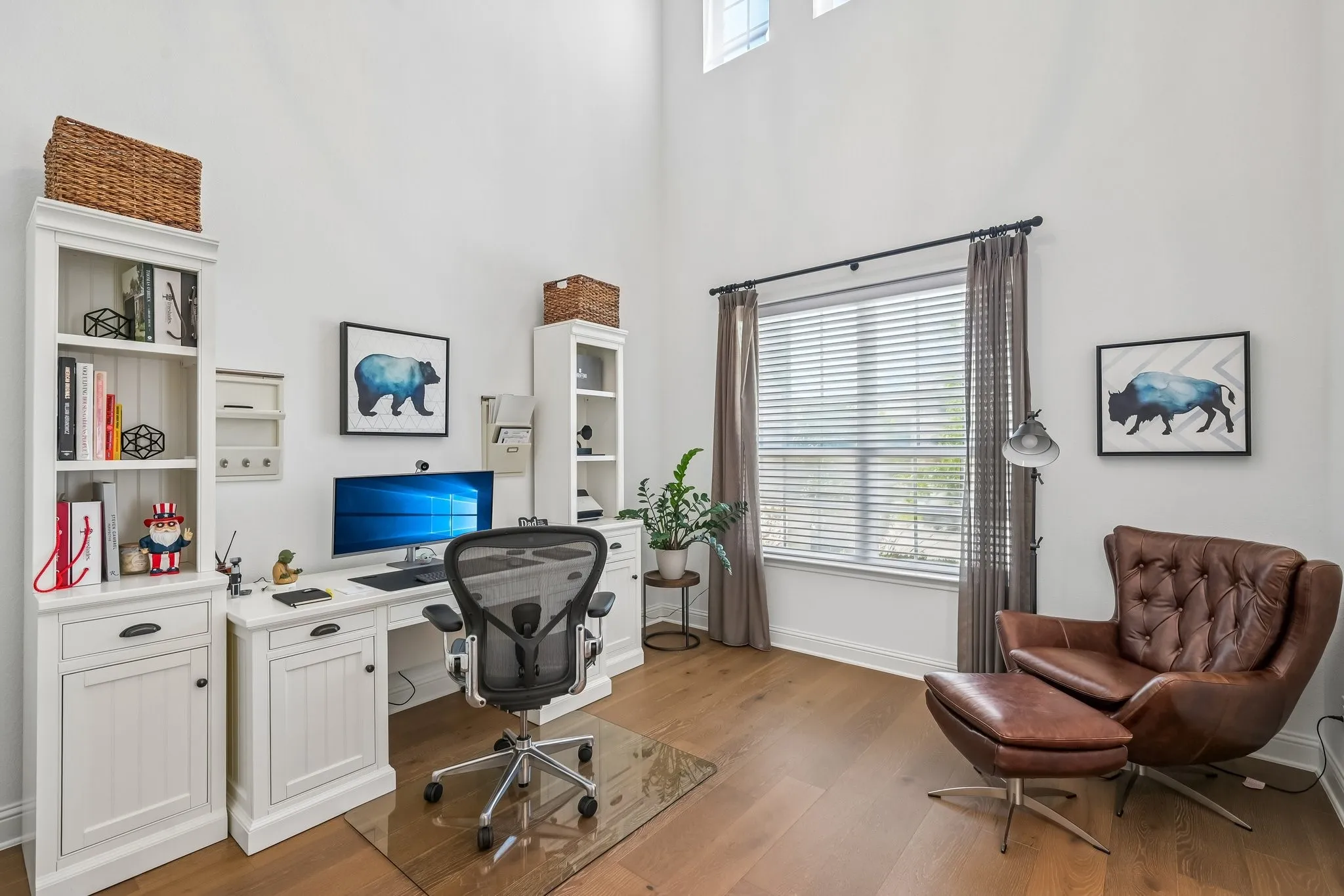 Single Family Residence For Sale in Denton County , 7142 Whiskbroom Drive, Frisco, Texas 75036, 4 Bedroom, 5 Bathroom, 3 Garage spaces, 4,690 Sqft, built in 2020, mls#21393325, Real Estate Agent in Frisco, Homes For Sale in Denton county, Homes For Sale in Frisco, Realtor in Frisco Texas, Real Estate Brokerage Independent Realty Texas, Luminita Cordes Realtor