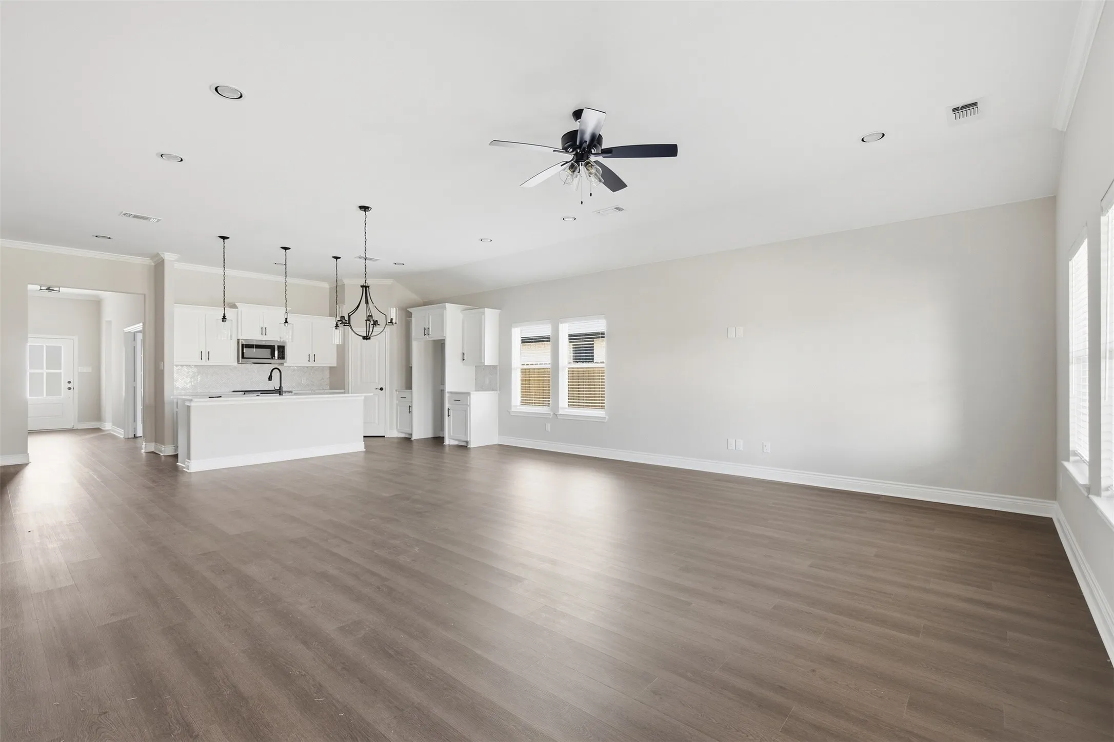 Single Family Residence For Sale in Hunt County , 215 Trevor Lane, Greenville, Texas 75402, 4 Bedroom, 3 Bathroom, 3 Garage spaces, 2,359 Sqft, built in 2025, mls#21393345, Real Estate Agent in Greenville, Homes For Sale in Hunt county, Homes For Sale in Greenville, Realtor in Greenville Texas, Real Estate Brokerage Independent Realty Texas, Luminita Cordes Realtor