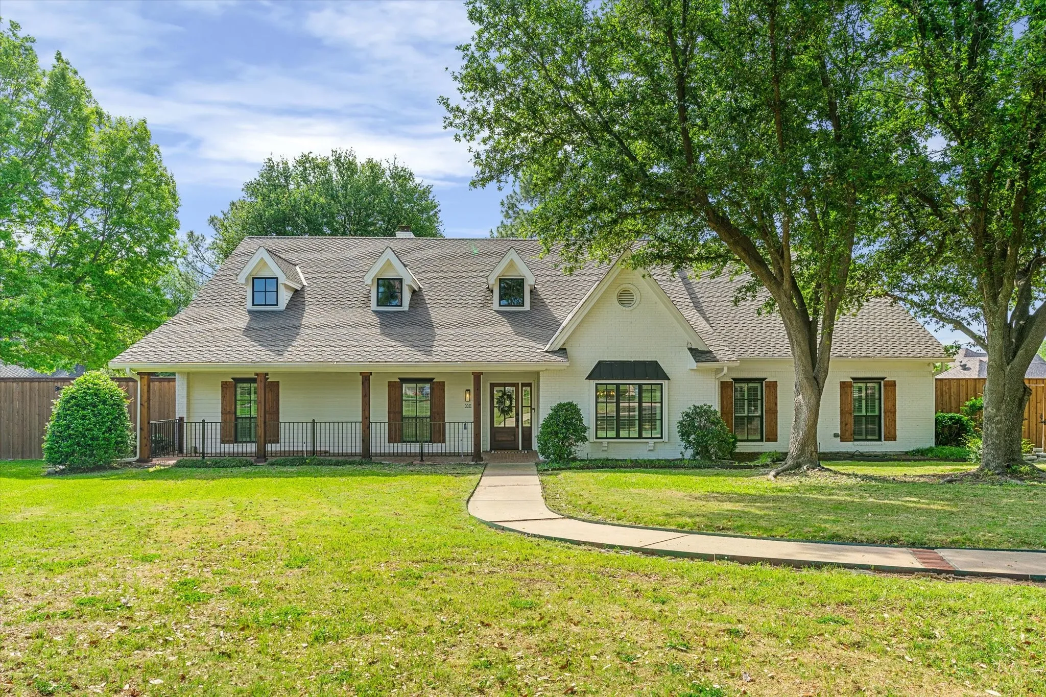 Single Family Residence For Sale in Tarrant County , 3511 Woodcrest Court, Colleyville, Texas 76034, 5 Bedroom, 3 Bathroom, 2 Garage spaces, 3,340 Sqft, built in 1984, mls#21393437, Real Estate Agent in Colleyville, Homes For Sale in Tarrant county, Homes For Sale in Colleyville, Realtor in Colleyville Texas, Real Estate Brokerage Independent Realty Texas, Luminita Cordes Realtor