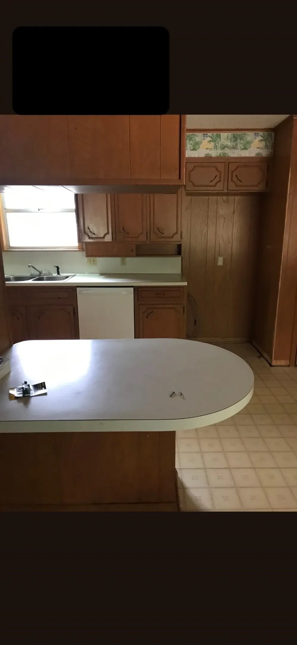 Single Family Residence For Rent in Mc Lennan County , 700 N Marable Street, West, Texas 76691, 3 Bedroom, 2 Bathroom, 2 Garage spaces, 2,356 Sqft, built in 1965, mls#21393379, Real Estate Agent in West, Homes For Rent in Mc Lennan county, Homes For Rent in West, Realtor in West Texas, Real Estate Brokerage Independent Realty Texas, Luminita Cordes Realtor