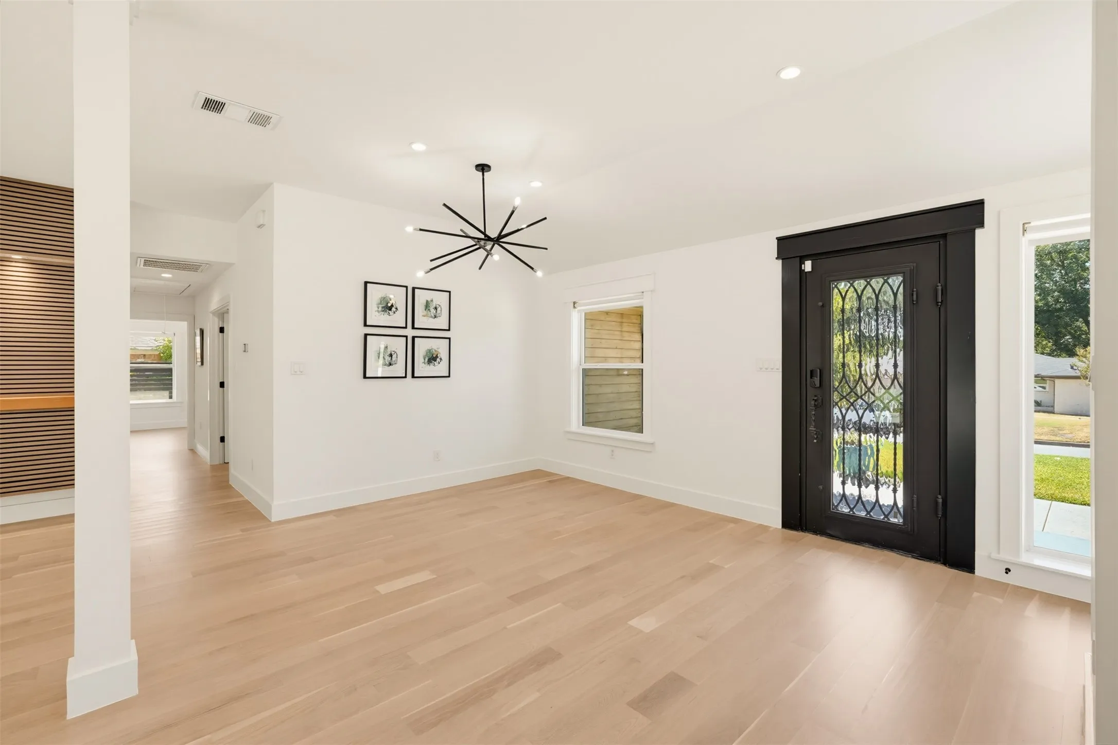 Single Family Residence For Rent in Dallas County , 6331 Linden Lane, Dallas, Texas 75230, 4 Bedroom, 4 Bathroom, 3 Garage spaces, 2,875 Sqft, built in 1955, mls#21386116, Real Estate Agent in Dallas, Homes For Rent in Dallas county, Homes For Rent in Dallas, Realtor in Dallas Texas, Real Estate Brokerage Independent Realty Texas, Luminita Cordes Realtor