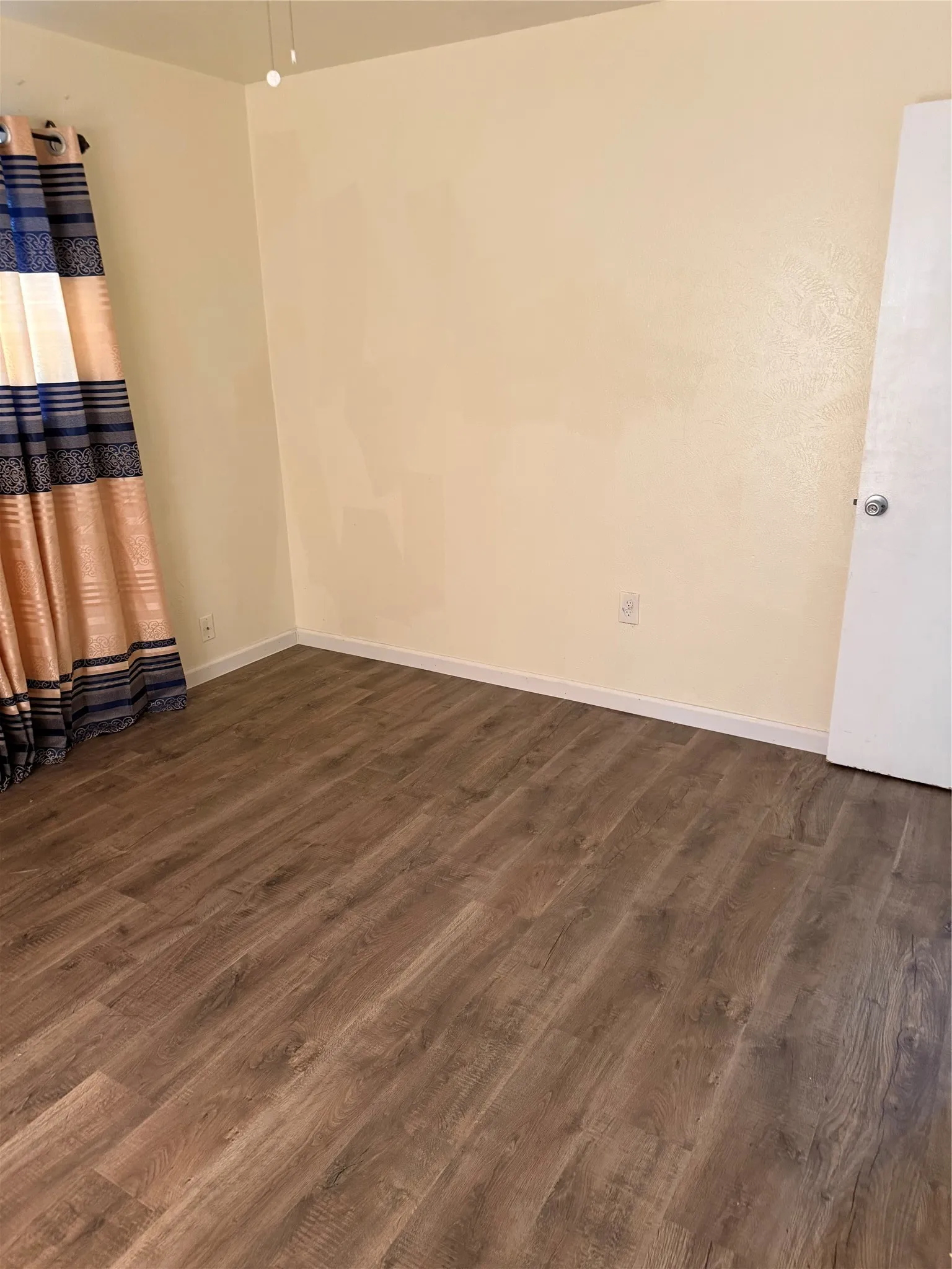 Single Family Residence For Rent in Dallas County , 2820 Laramie Street, Irving, Texas 75062, 3 Bedroom, 2 Bathroom, 2 Garage spaces, 1,610 Sqft, built in 1968, mls#21393448, Real Estate Agent in Irving, Homes For Rent in Dallas county, Homes For Rent in Irving, Realtor in Irving Texas, Real Estate Brokerage Independent Realty Texas, Luminita Cordes Realtor