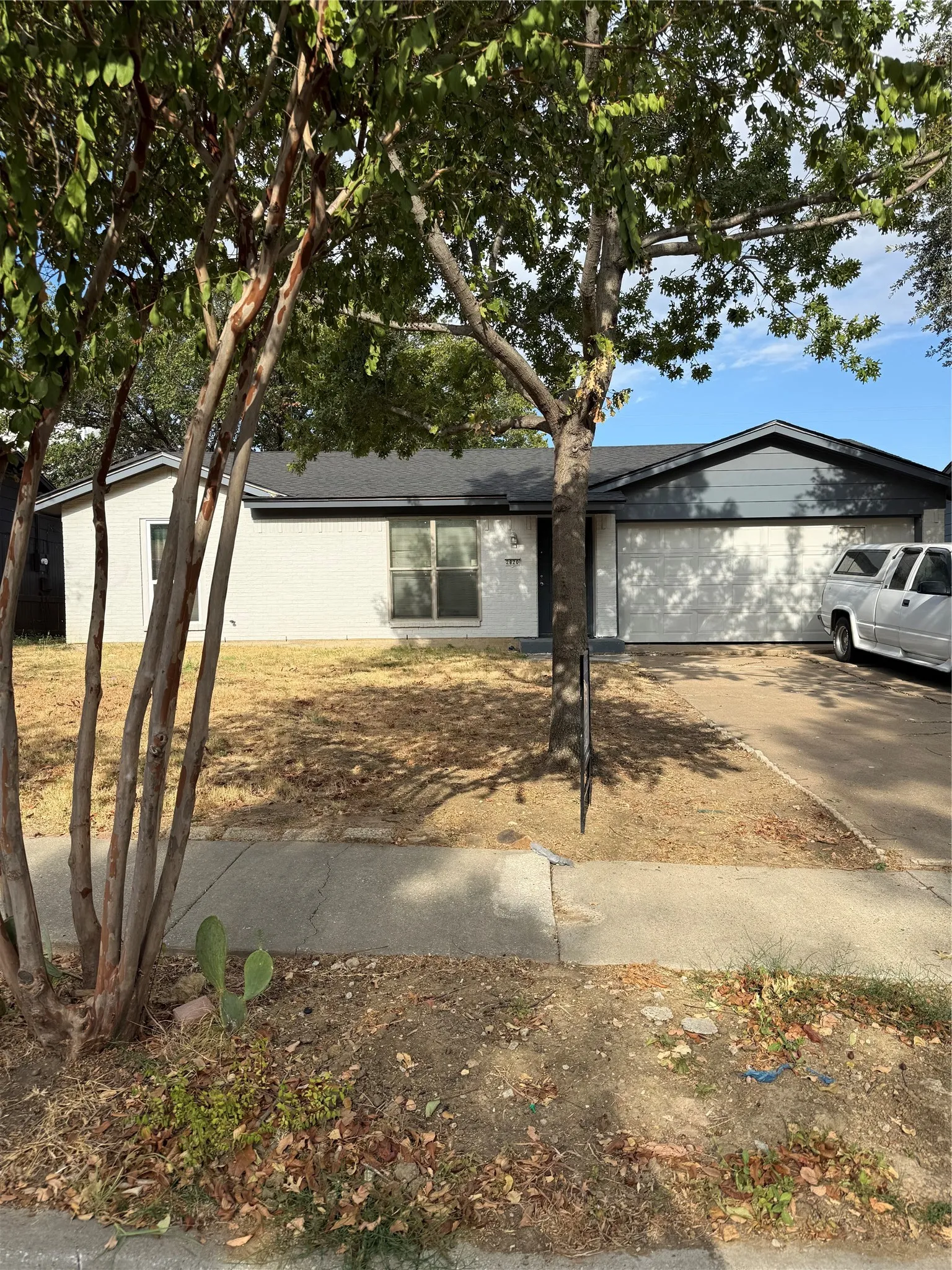 Single Family Residence For Rent in Dallas County , 2820 Laramie Street, Irving, Texas 75062, 3 Bedroom, 2 Bathroom, 2 Garage spaces, 1,610 Sqft, built in 1968, mls#21393448, Real Estate Agent in Irving, Homes For Rent in Dallas county, Homes For Rent in Irving, Realtor in Irving Texas, Real Estate Brokerage Independent Realty Texas, Luminita Cordes Realtor