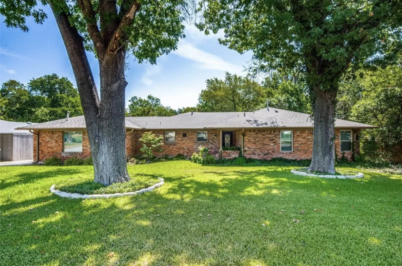 Single Family Residence For Rent in Dallas County , 13038 COPENHILL Road, Dallas, Texas 75240, 3 Bedroom, 2 Bathroom, 2 Garage spaces, 2,459 Sqft, built in 1954, mls#21393449, Real Estate Agent in Dallas, Homes For Rent in Dallas county, Homes For Rent in Dallas, Realtor in Dallas Texas, Real Estate Brokerage Independent Realty Texas, Luminita Cordes Realtor