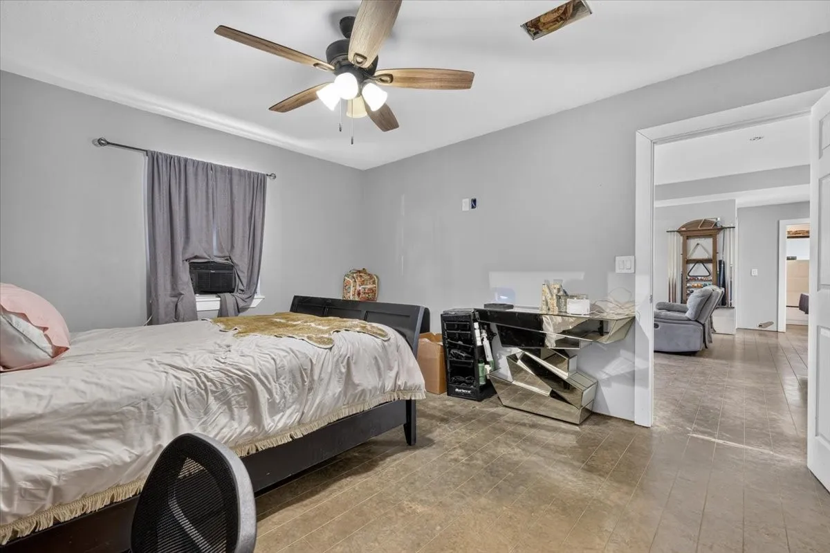 Single Family Residence For Sale in Hood County , 4506 Garden View Drive, Granbury, Texas 76049, 4 Bedroom, 2 Bathroom, Garage spaces, 1,505 Sqft, built in 2020, mls#21374349, Real Estate Agent in Granbury, Homes For Sale in Hood county, Homes For Sale in Granbury, Realtor in Granbury Texas, Real Estate Brokerage Independent Realty Texas, Luminita Cordes Realtor