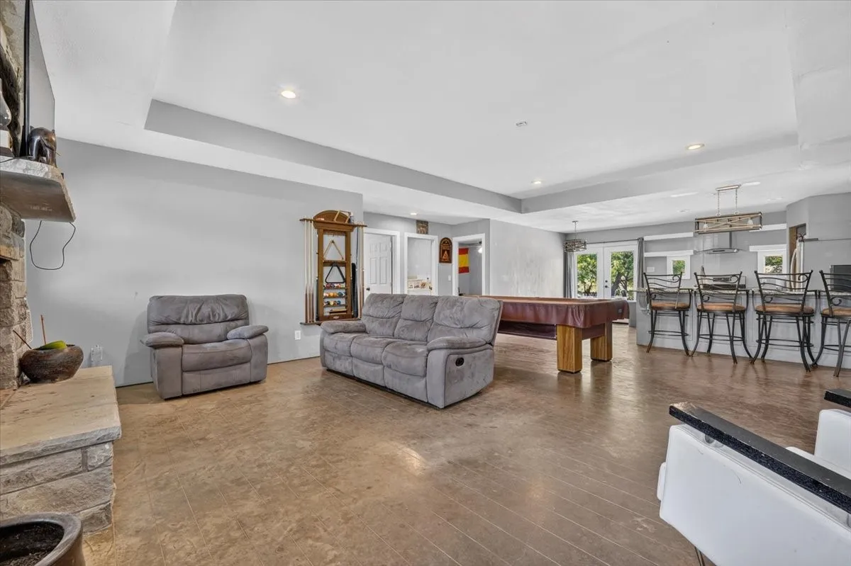Single Family Residence For Sale in Hood County , 4506 Garden View Drive, Granbury, Texas 76049, 4 Bedroom, 2 Bathroom, Garage spaces, 1,505 Sqft, built in 2020, mls#21374349, Real Estate Agent in Granbury, Homes For Sale in Hood county, Homes For Sale in Granbury, Realtor in Granbury Texas, Real Estate Brokerage Independent Realty Texas, Luminita Cordes Realtor