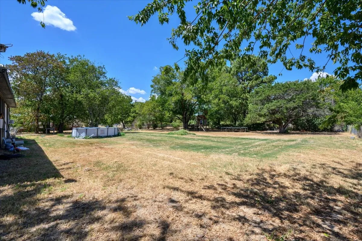 Single Family Residence For Sale in Hood County , 4506 Garden View Drive, Granbury, Texas 76049, 4 Bedroom, 2 Bathroom, Garage spaces, 1,505 Sqft, built in 2020, mls#21374349, Real Estate Agent in Granbury, Homes For Sale in Hood county, Homes For Sale in Granbury, Realtor in Granbury Texas, Real Estate Brokerage Independent Realty Texas, Luminita Cordes Realtor