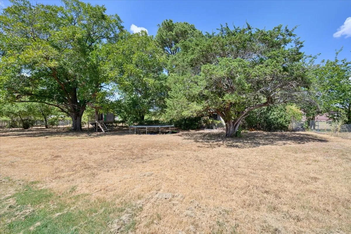Single Family Residence For Sale in Hood County , 4506 Garden View Drive, Granbury, Texas 76049, 4 Bedroom, 2 Bathroom, Garage spaces, 1,505 Sqft, built in 2020, mls#21374349, Real Estate Agent in Granbury, Homes For Sale in Hood county, Homes For Sale in Granbury, Realtor in Granbury Texas, Real Estate Brokerage Independent Realty Texas, Luminita Cordes Realtor