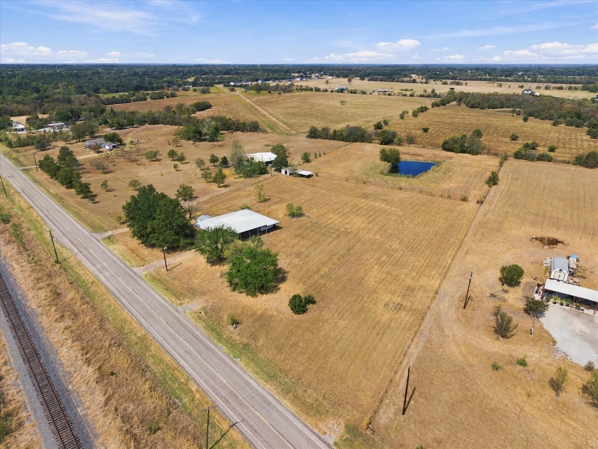 Mobile Home For Sale in Hunt County , 1311 E Main Street, Campbell, Texas 75422, 2 Bedroom, 1 Bathroom, Garage spaces, 1,044 Sqft, built in 1984, mls#21393196, Real Estate Agent in Campbell, Homes For Sale in Hunt county, Homes For Sale in Campbell, Realtor in Campbell Texas, Real Estate Brokerage Independent Realty Texas, Luminita Cordes Realtor
