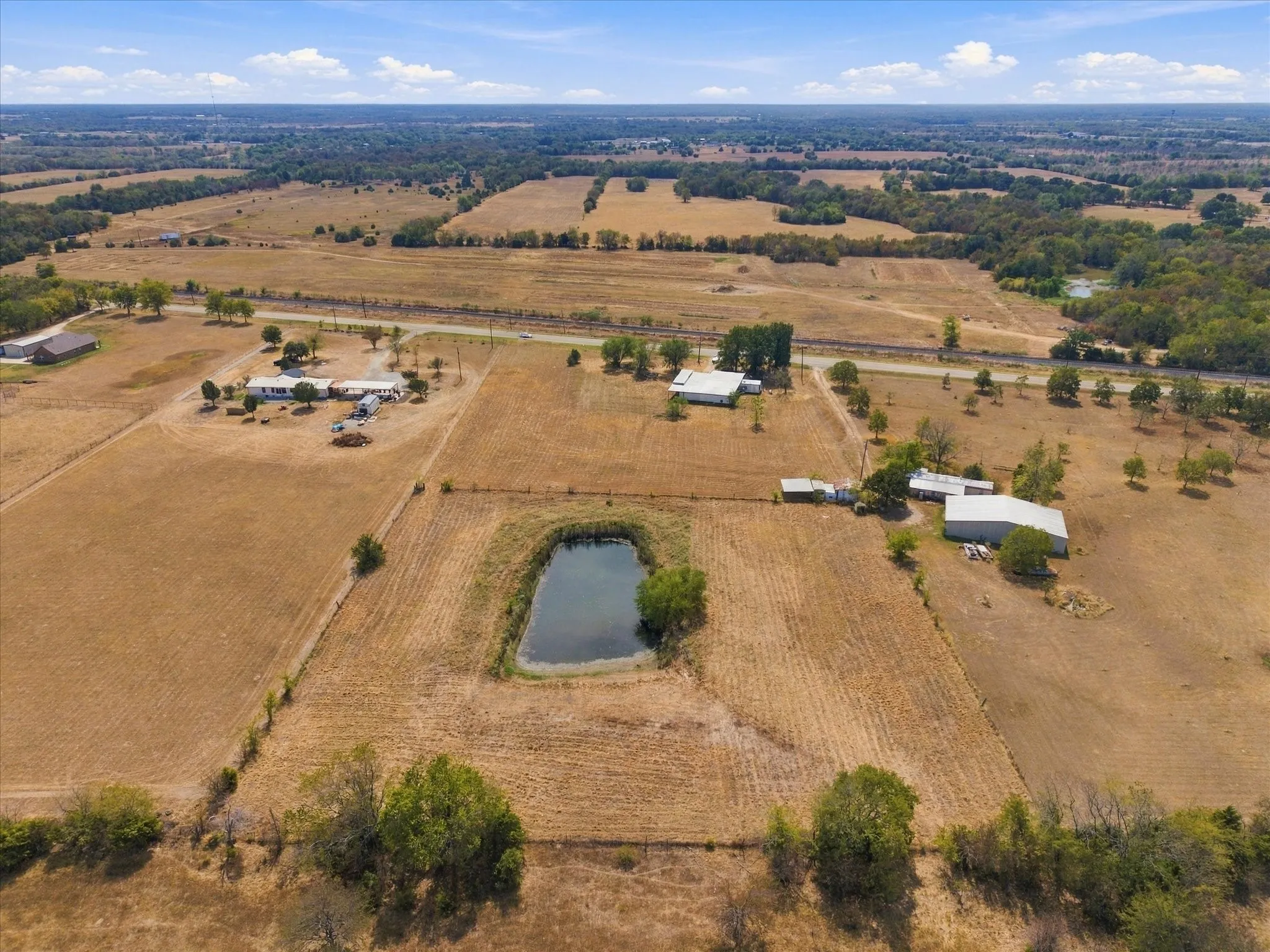 Mobile Home For Sale in Hunt County , 1311 E Main Street, Campbell, Texas 75422, 2 Bedroom, 1 Bathroom, Garage spaces, 1,044 Sqft, built in 1984, mls#21393196, Real Estate Agent in Campbell, Homes For Sale in Hunt county, Homes For Sale in Campbell, Realtor in Campbell Texas, Real Estate Brokerage Independent Realty Texas, Luminita Cordes Realtor