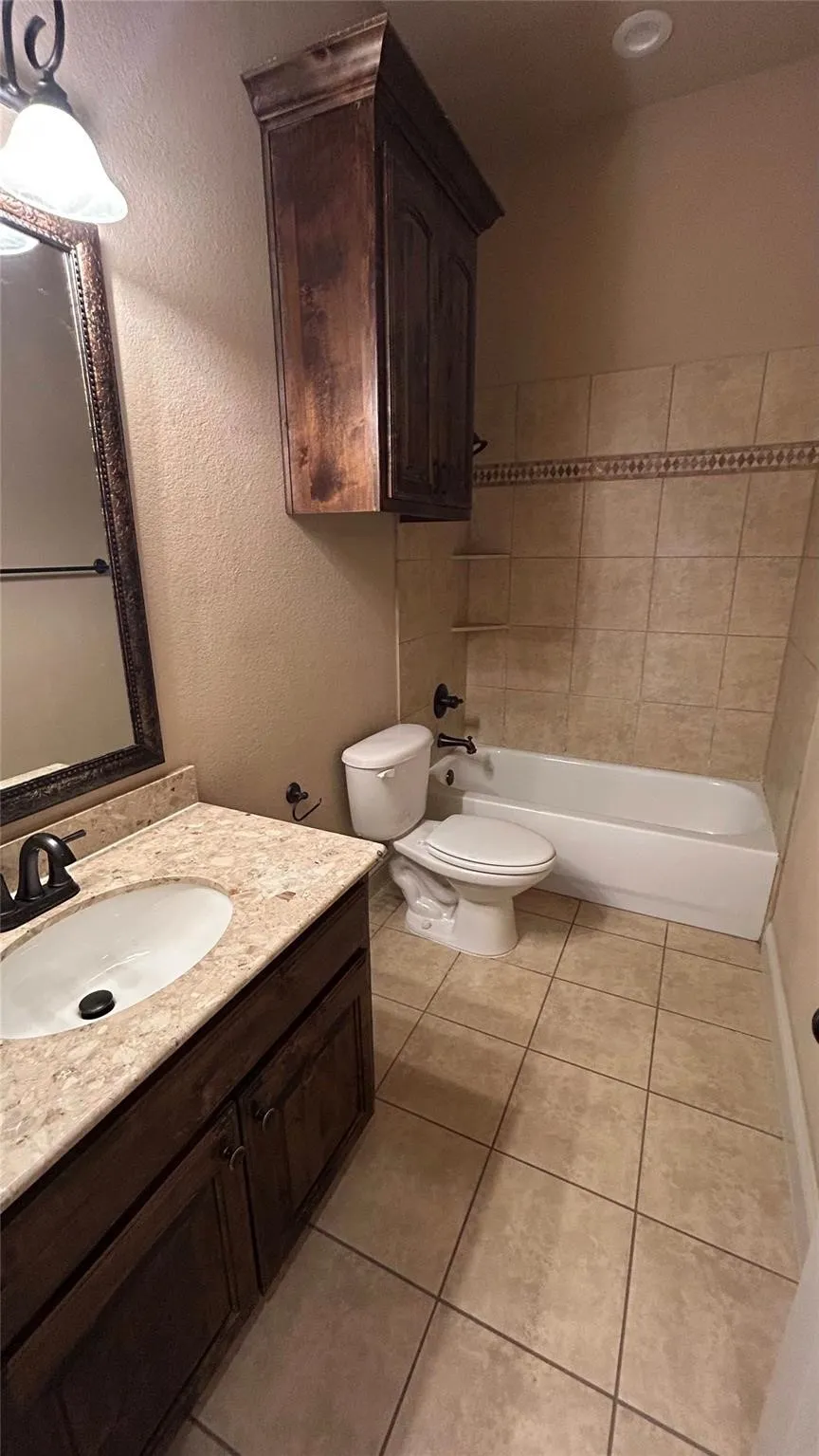 Single Family Residence For Rent in Denton County , 433 Chisholm Trail, Justin, Texas 76247, 4 Bedroom, 2 Bathroom, 2 Garage spaces, 2,236 Sqft, built in 2008, mls#21392394, Real Estate Agent in Justin, Homes For Rent in Denton county, Homes For Rent in Justin, Realtor in Justin Texas, Real Estate Brokerage Independent Realty Texas, Luminita Cordes Realtor