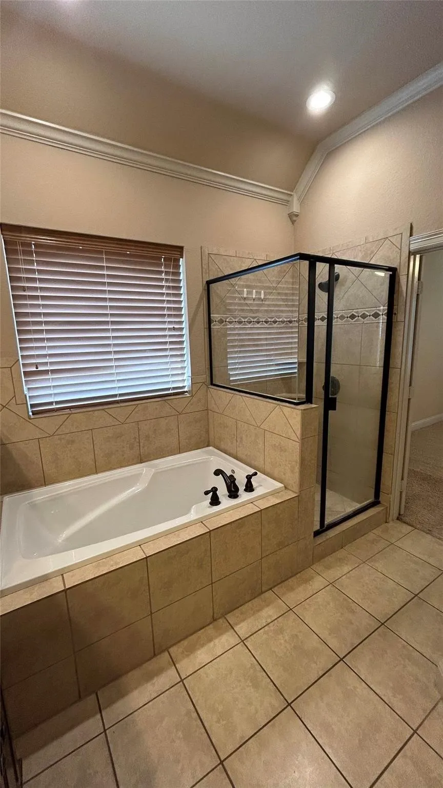 Single Family Residence For Rent in Denton County , 433 Chisholm Trail, Justin, Texas 76247, 4 Bedroom, 2 Bathroom, 2 Garage spaces, 2,236 Sqft, built in 2008, mls#21392394, Real Estate Agent in Justin, Homes For Rent in Denton county, Homes For Rent in Justin, Realtor in Justin Texas, Real Estate Brokerage Independent Realty Texas, Luminita Cordes Realtor