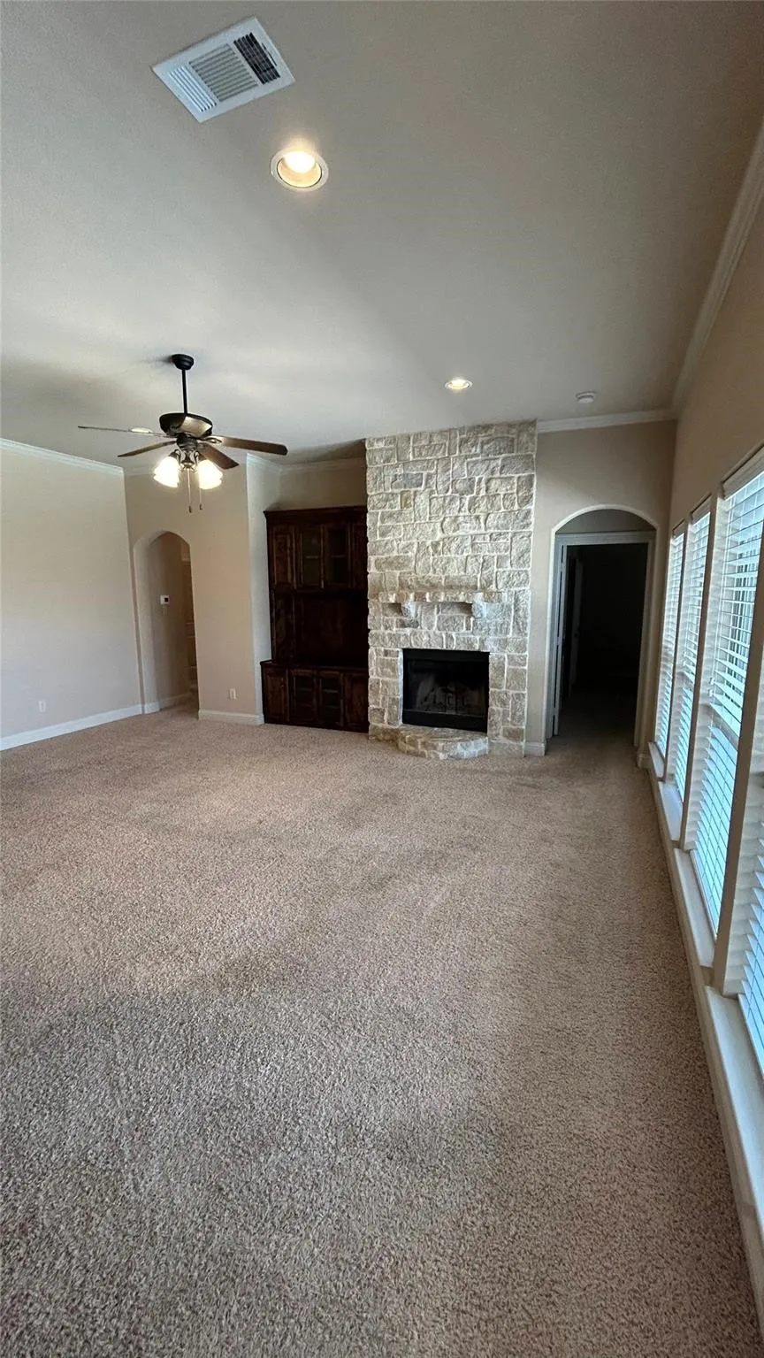 Single Family Residence For Rent in Denton County , 433 Chisholm Trail, Justin, Texas 76247, 4 Bedroom, 2 Bathroom, 2 Garage spaces, 2,236 Sqft, built in 2008, mls#21392394, Real Estate Agent in Justin, Homes For Rent in Denton county, Homes For Rent in Justin, Realtor in Justin Texas, Real Estate Brokerage Independent Realty Texas, Luminita Cordes Realtor