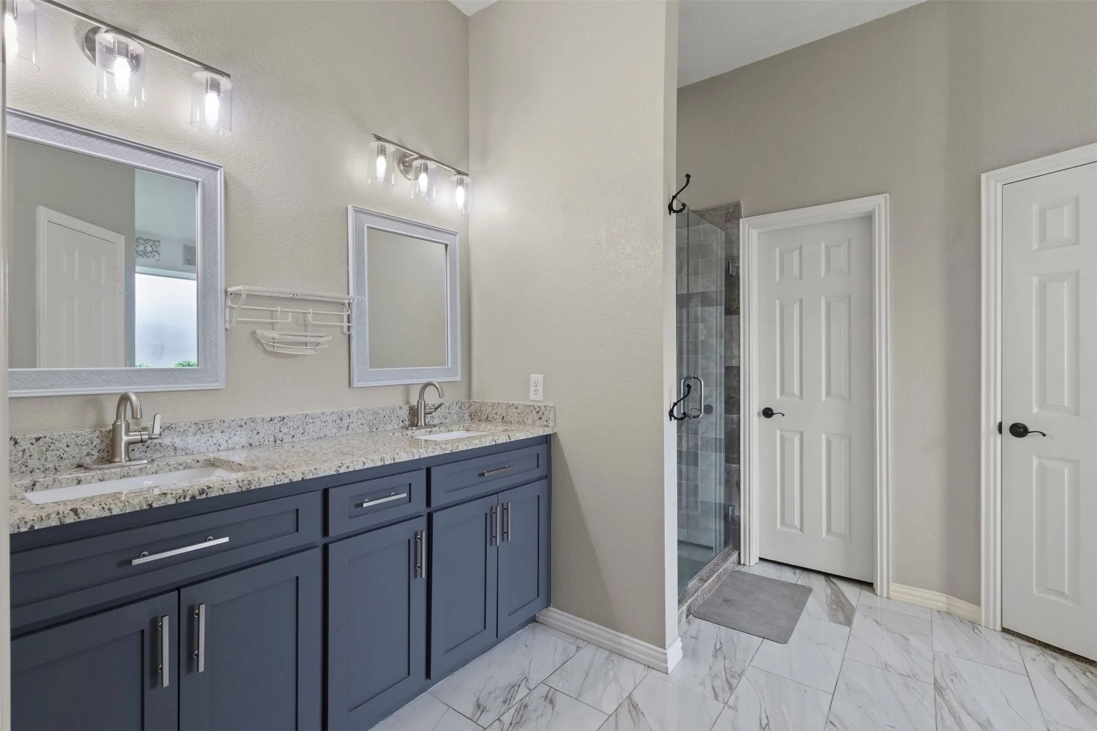 Single Family Residence For Rent in Collin County , 205 High Meadow Court, Royse City, Texas 75189, 4 Bedroom, 2 Bathroom, 2 Garage spaces, 2,233 Sqft, built in 2006, mls#21392390, Real Estate Agent in Royse City, Homes For Rent in Collin county, Homes For Rent in Royse City, Realtor in Royse City Texas, Real Estate Brokerage Independent Realty Texas, Luminita Cordes Realtor