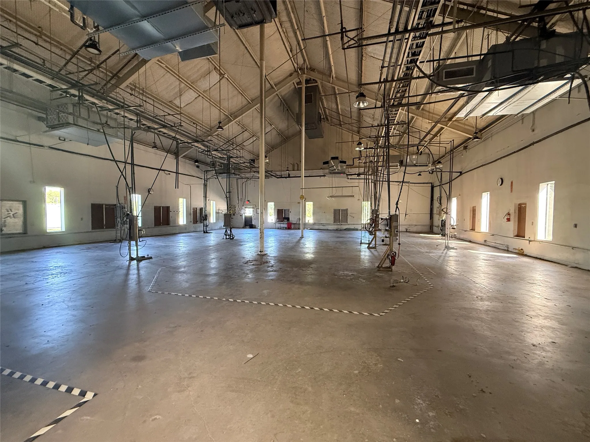 Industrial For Sale in Wood County , 4533 N Fm 312, Winnsboro, Texas 75494, 0, 0, Garage spaces, 0 Sqft, built in 1989, mls#21393205, Real Estate Agent in Winnsboro, Homes For Sale in Wood county, Homes For Sale in Winnsboro, Realtor in Winnsboro Texas, Real Estate Brokerage Independent Realty Texas, Luminita Cordes Realtor