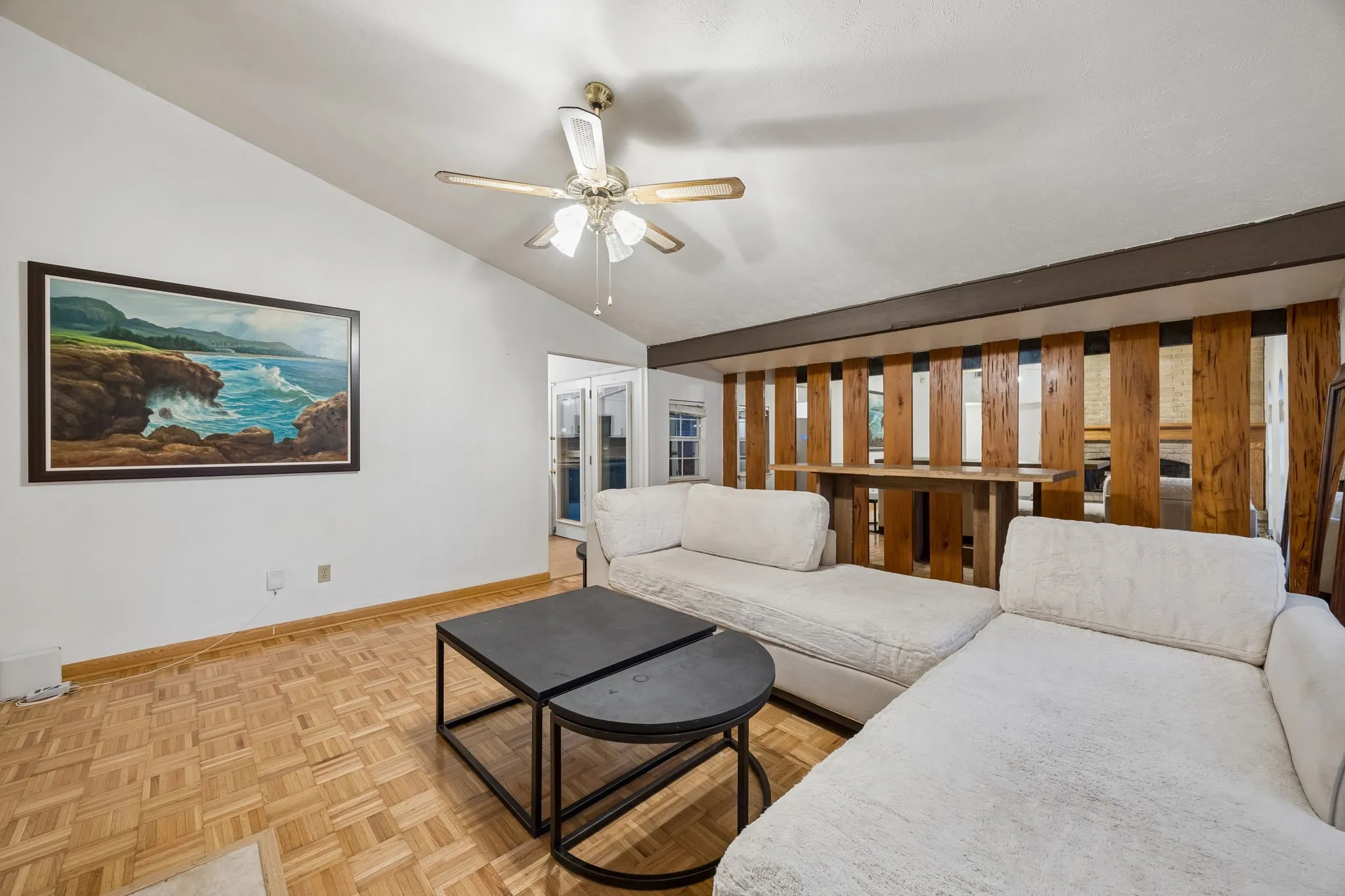 Single Family Residence For Sale in Dallas County , 8502 Baumgarten Drive, Dallas, Texas 75228, 3 Bedroom, 2 Bathroom, 2 Garage spaces, 1,473 Sqft, built in 1976, mls#21385762, Real Estate Agent in Dallas, Homes For Sale in Dallas county, Homes For Sale in Dallas, Realtor in Dallas Texas, Real Estate Brokerage Independent Realty Texas, Luminita Cordes Realtor