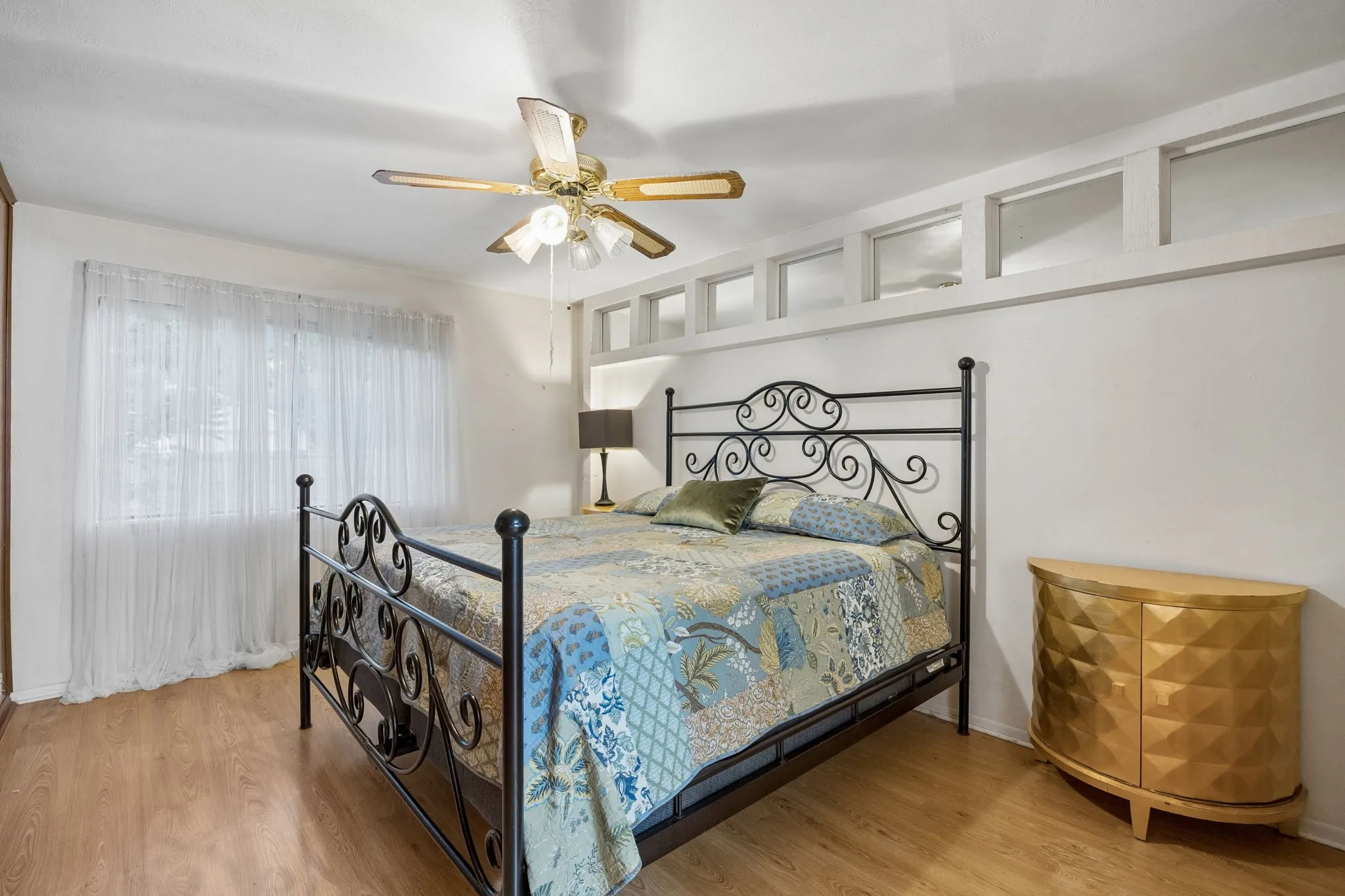 Single Family Residence For Sale in Dallas County , 8502 Baumgarten Drive, Dallas, Texas 75228, 3 Bedroom, 2 Bathroom, 2 Garage spaces, 1,473 Sqft, built in 1976, mls#21385762, Real Estate Agent in Dallas, Homes For Sale in Dallas county, Homes For Sale in Dallas, Realtor in Dallas Texas, Real Estate Brokerage Independent Realty Texas, Luminita Cordes Realtor