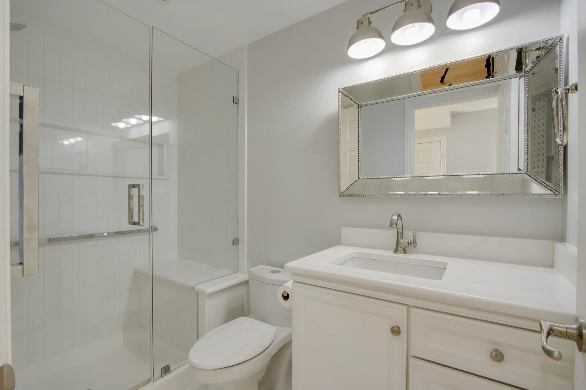 Single Family Residence For Rent in Dallas County , 210 Chinaberry Way, Coppell, Texas 75019, 5 Bedroom, 4 Bathroom, 2 Garage spaces, 4,005 Sqft, built in 1992, mls#21393467, Real Estate Agent in Coppell, Homes For Rent in Dallas county, Homes For Rent in Coppell, Realtor in Coppell Texas, Real Estate Brokerage Independent Realty Texas, Luminita Cordes Realtor