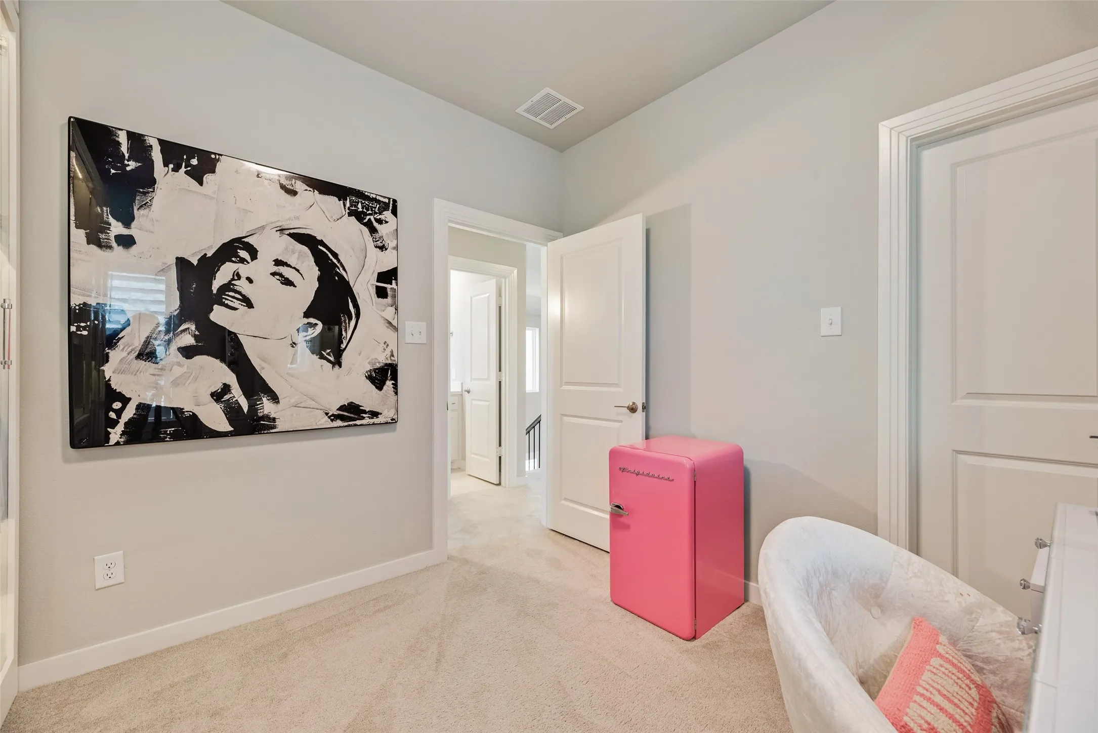 Single Family Residence For Sale in Denton County , 852 Trailside Lane, Argyle, Texas 76226, 4 Bedroom, 3 Bathroom, 2 Garage spaces, 2,454 Sqft, built in 2021, mls#21392832, Real Estate Agent in Argyle, Homes For Sale in Denton county, Homes For Sale in Argyle, Realtor in Argyle Texas, Real Estate Brokerage Independent Realty Texas, Luminita Cordes Realtor