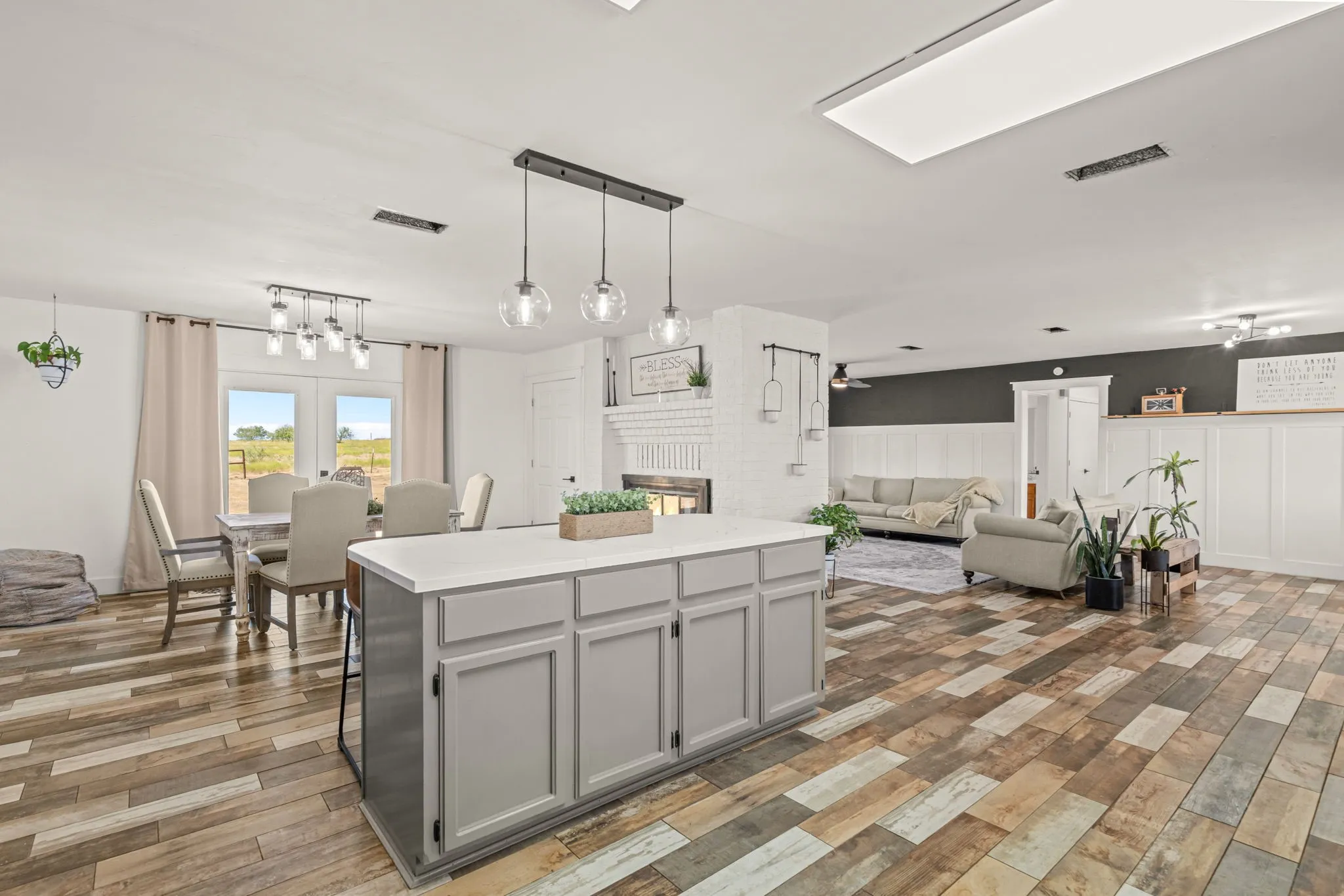 Farm For Sale in Denton County , 8871 Sam Bass Road, Sanger, Texas 76266, 3 Bedroom, 2 Bathroom, Garage spaces, 2,185 Sqft, built in 1984, mls#21385279, Real Estate Agent in Sanger, Homes For Sale in Denton county, Homes For Sale in Sanger, Realtor in Sanger Texas, Real Estate Brokerage Independent Realty Texas, Luminita Cordes Realtor