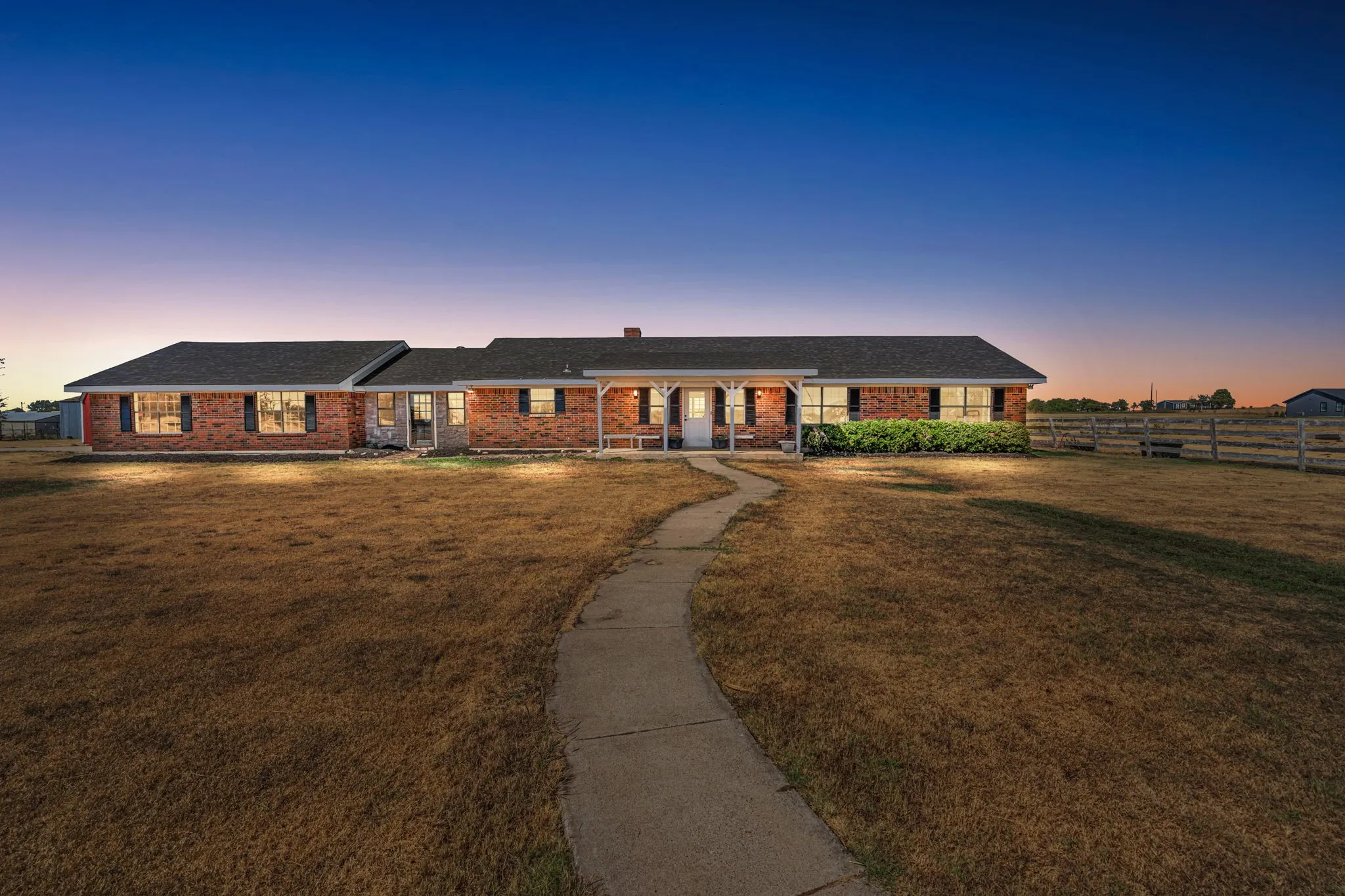 Farm For Sale in Denton County , 8871 Sam Bass Road, Sanger, Texas 76266, 3 Bedroom, 2 Bathroom, Garage spaces, 2,185 Sqft, built in 1984, mls#21385279, Real Estate Agent in Sanger, Homes For Sale in Denton county, Homes For Sale in Sanger, Realtor in Sanger Texas, Real Estate Brokerage Independent Realty Texas, Luminita Cordes Realtor