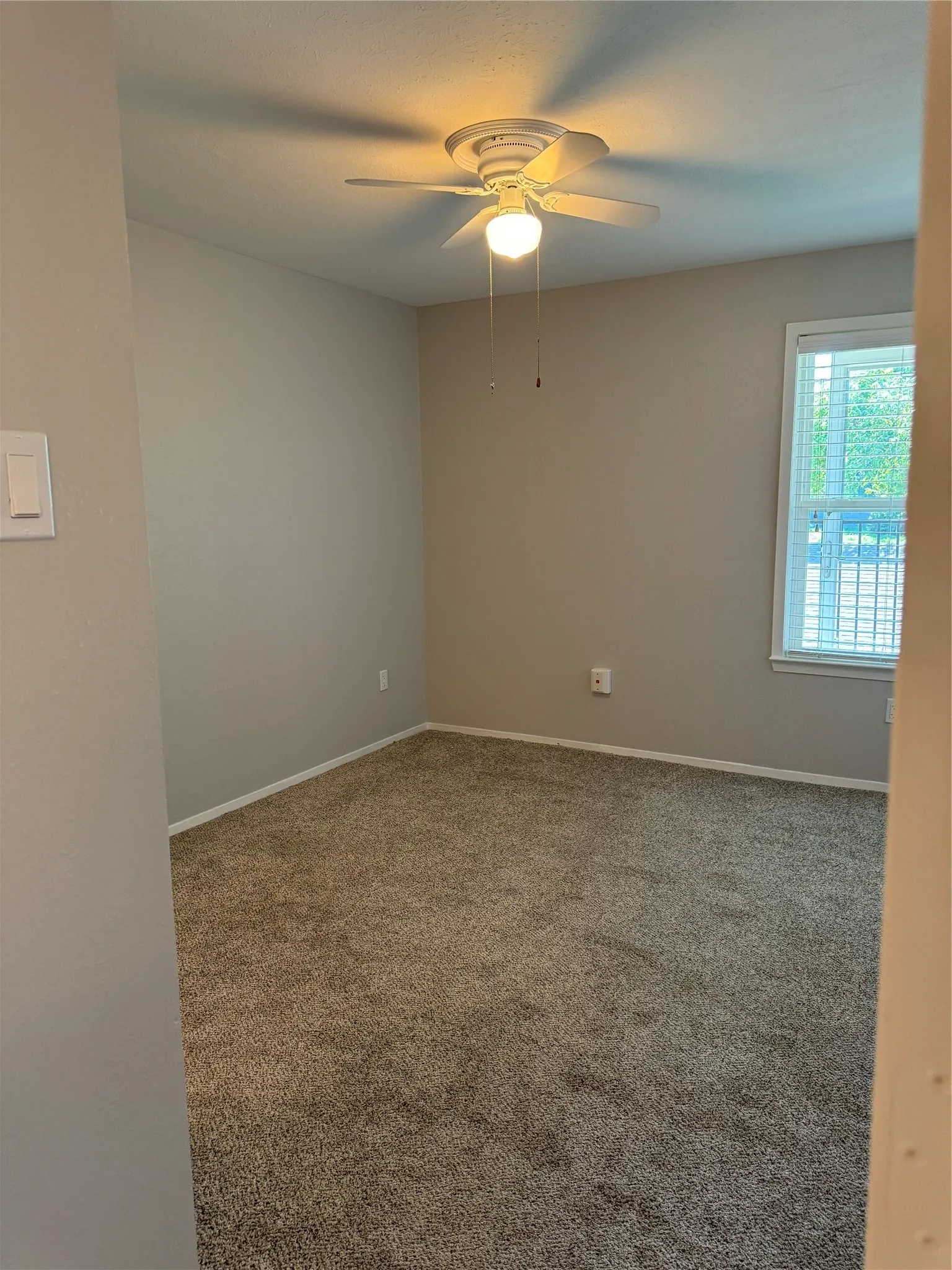 Condominium For Sale in Dallas County , 6900 Skillman Street 708, Dallas, Texas 75231, 2 Bedroom, 2 Bathroom, Garage spaces, 964 Sqft, built in 1981, mls#21391588, Real Estate Agent in Dallas, Homes For Sale in Dallas county, Homes For Sale in Dallas, Realtor in Dallas Texas, Real Estate Brokerage Independent Realty Texas, Luminita Cordes Realtor