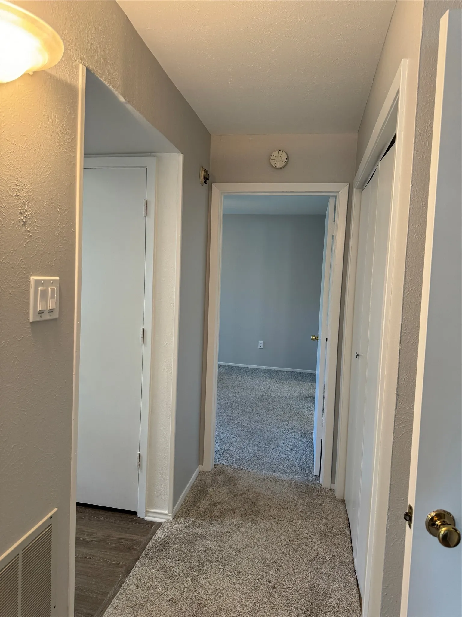 Condominium For Sale in Dallas County , 6900 Skillman Street 708, Dallas, Texas 75231, 2 Bedroom, 2 Bathroom, Garage spaces, 964 Sqft, built in 1981, mls#21391588, Real Estate Agent in Dallas, Homes For Sale in Dallas county, Homes For Sale in Dallas, Realtor in Dallas Texas, Real Estate Brokerage Independent Realty Texas, Luminita Cordes Realtor