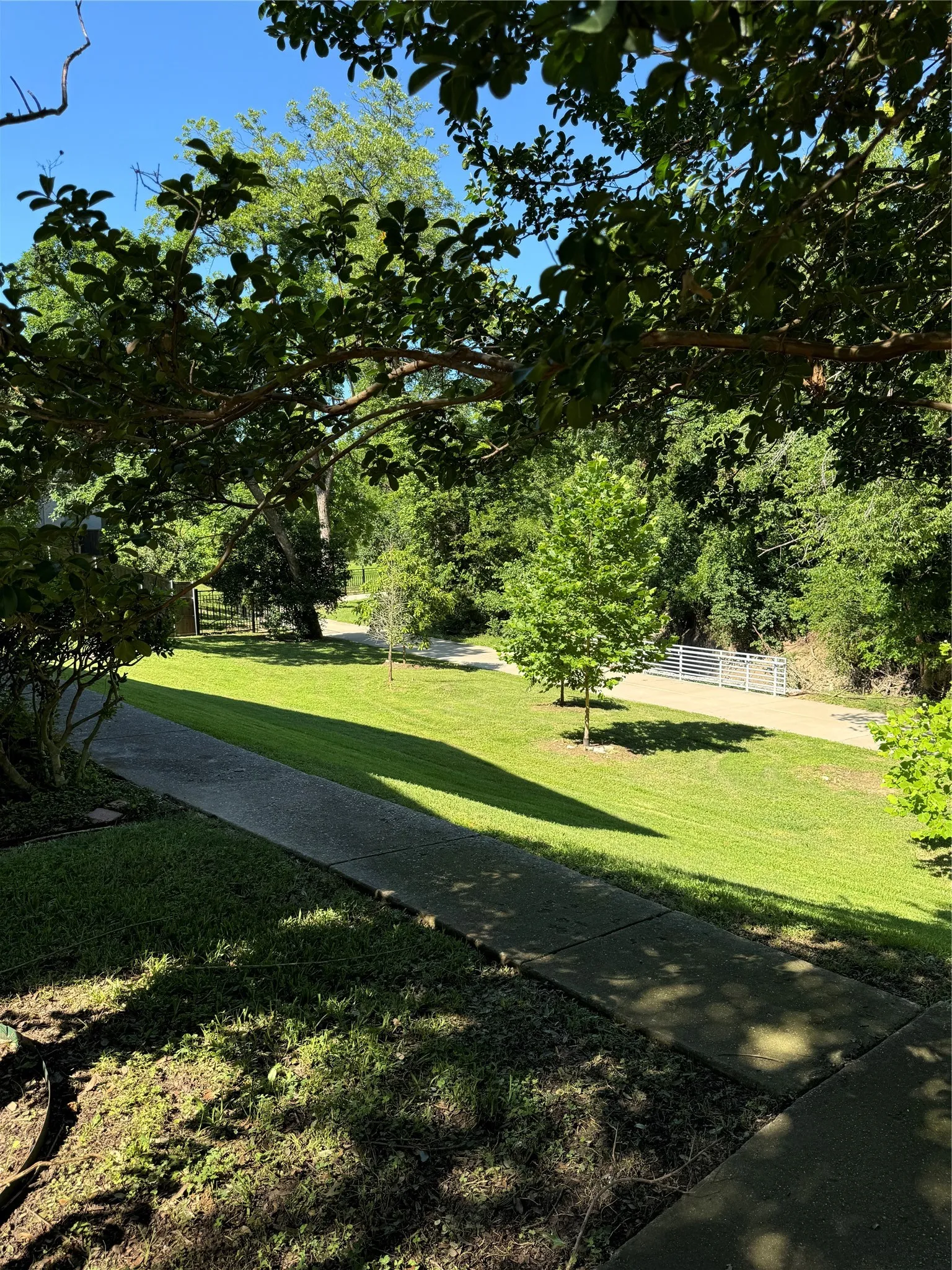 Condominium For Sale in Dallas County , 6900 Skillman Street 708, Dallas, Texas 75231, 2 Bedroom, 2 Bathroom, Garage spaces, 964 Sqft, built in 1981, mls#21391588, Real Estate Agent in Dallas, Homes For Sale in Dallas county, Homes For Sale in Dallas, Realtor in Dallas Texas, Real Estate Brokerage Independent Realty Texas, Luminita Cordes Realtor