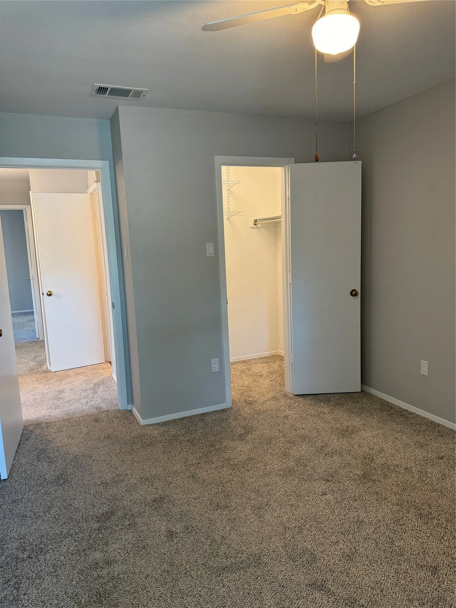 Condominium For Sale in Dallas County , 6900 Skillman Street 708, Dallas, Texas 75231, 2 Bedroom, 2 Bathroom, Garage spaces, 964 Sqft, built in 1981, mls#21391588, Real Estate Agent in Dallas, Homes For Sale in Dallas county, Homes For Sale in Dallas, Realtor in Dallas Texas, Real Estate Brokerage Independent Realty Texas, Luminita Cordes Realtor