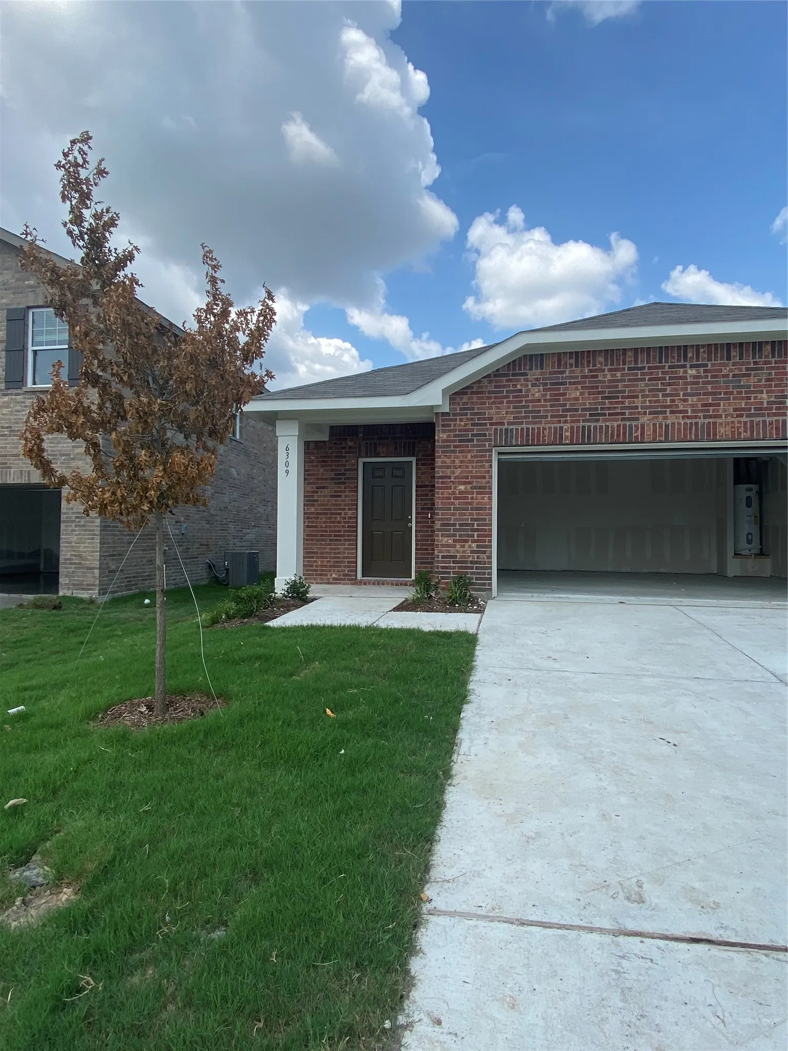 Single Family Residence For Rent