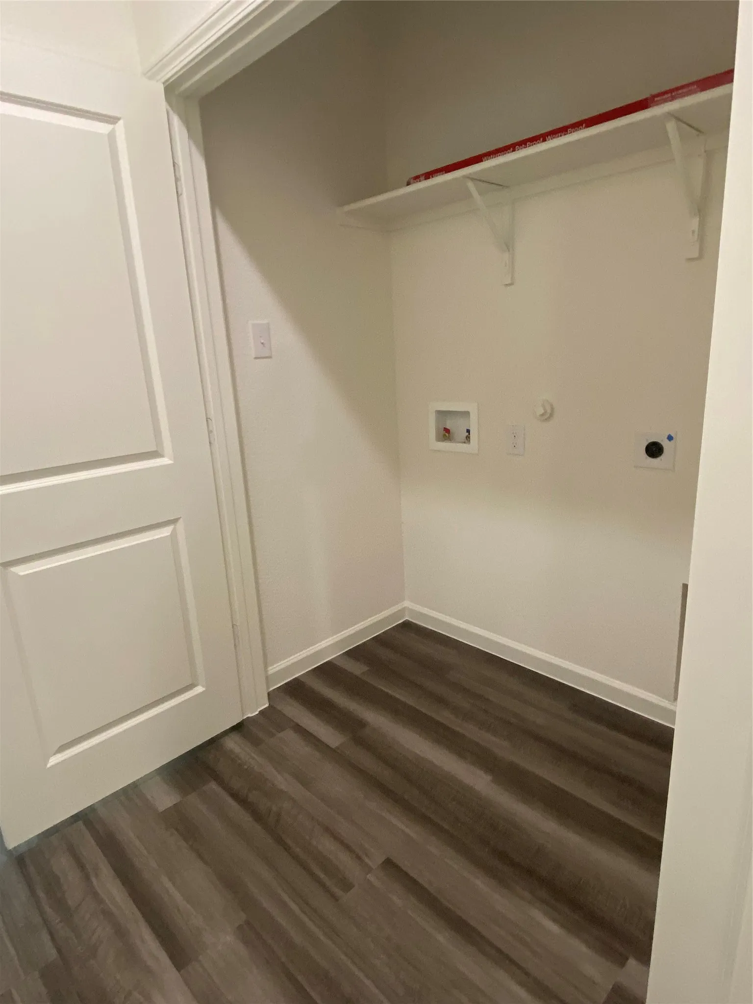 Single Family Residence For Rent in Kaufman County , 6309 Tropicana Lane, Forney, Texas 75126, 3 Bedroom, 2 Bathroom, 2 Garage spaces, 1,412 Sqft, built in 2021, mls#21393485, Real Estate Agent in Forney, Homes For Rent in Kaufman county, Homes For Rent in Forney, Realtor in Forney Texas, Real Estate Brokerage Independent Realty Texas, Luminita Cordes Realtor