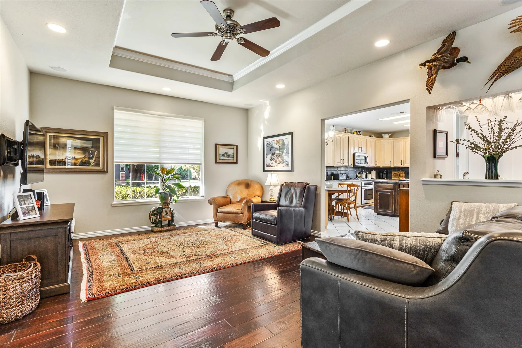 Single Family Residence For Sale in Parker County , 1910 Maplewood Drive, Weatherford, Texas 76087, 3 Bedroom, 3 Bathroom, 2 Garage spaces, 2,911 Sqft, built in 1993, mls#21393489, Real Estate Agent in Weatherford, Homes For Sale in Parker county, Homes For Sale in Weatherford, Realtor in Weatherford Texas, Real Estate Brokerage Independent Realty Texas, Luminita Cordes Realtor