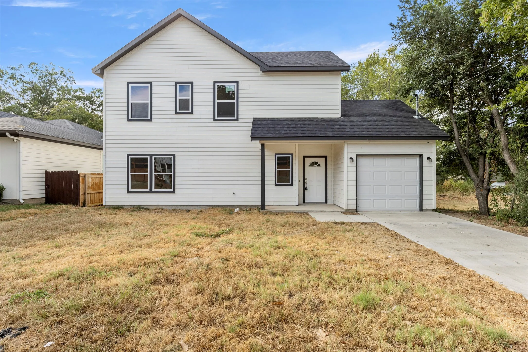 Single Family Residence For Sale in Dallas County , 4311 Montie Street, Dallas, Texas 75210, 3 Bedroom, 3 Bathroom, 1 Garage spaces, 1,695 Sqft, built in 2023, mls#21393192, Real Estate Agent in Dallas, Homes For Sale in Dallas county, Homes For Sale in Dallas, Realtor in Dallas Texas, Real Estate Brokerage Independent Realty Texas, Luminita Cordes Realtor