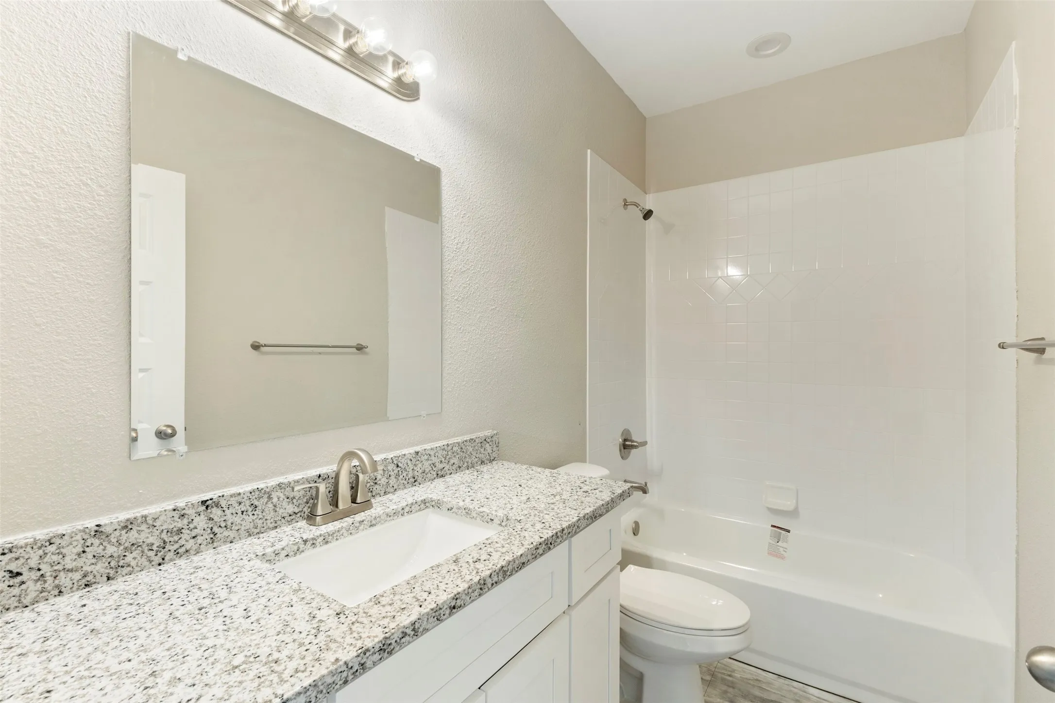 Single Family Residence For Sale in Dallas County , 4311 Montie Street, Dallas, Texas 75210, 3 Bedroom, 3 Bathroom, 1 Garage spaces, 1,695 Sqft, built in 2023, mls#21393192, Real Estate Agent in Dallas, Homes For Sale in Dallas county, Homes For Sale in Dallas, Realtor in Dallas Texas, Real Estate Brokerage Independent Realty Texas, Luminita Cordes Realtor