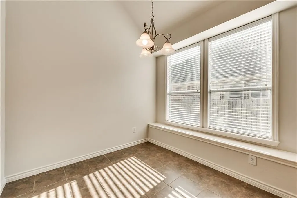 Single Family Residence For Rent in Denton County , 5601 Millers Creek Drive, Denton, Texas 76226, 3 Bedroom, 2 Bathroom, 2 Garage spaces, 2,015 Sqft, built in 2006, mls#21393474, Real Estate Agent in Denton, Homes For Rent in Denton county, Homes For Rent in Denton, Realtor in Denton Texas, Real Estate Brokerage Independent Realty Texas, Luminita Cordes Realtor